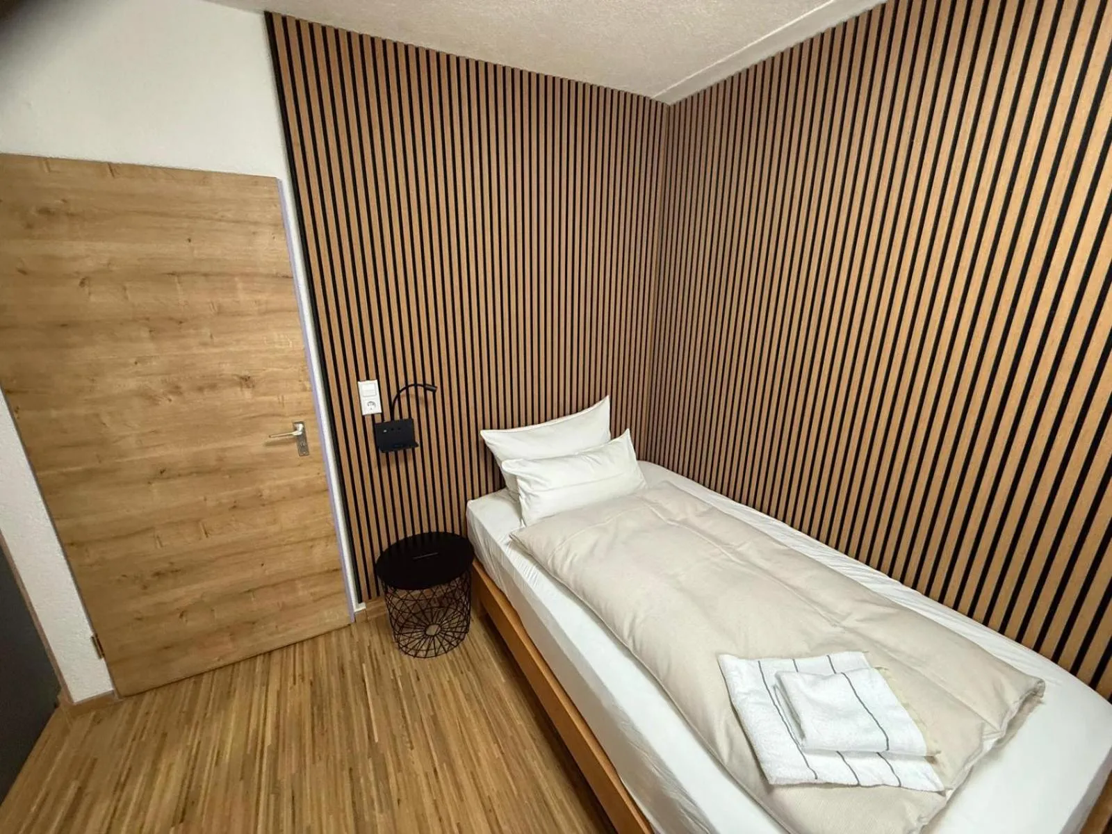 Bed in Hotel Schöne Aussicht renoviert