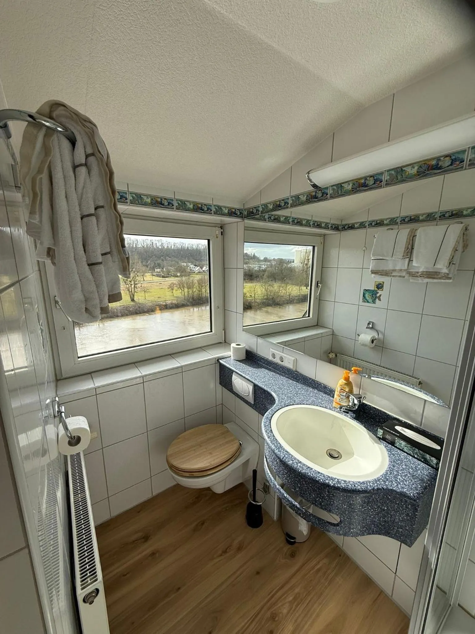 Hotel Schöne Aussicht renoviert