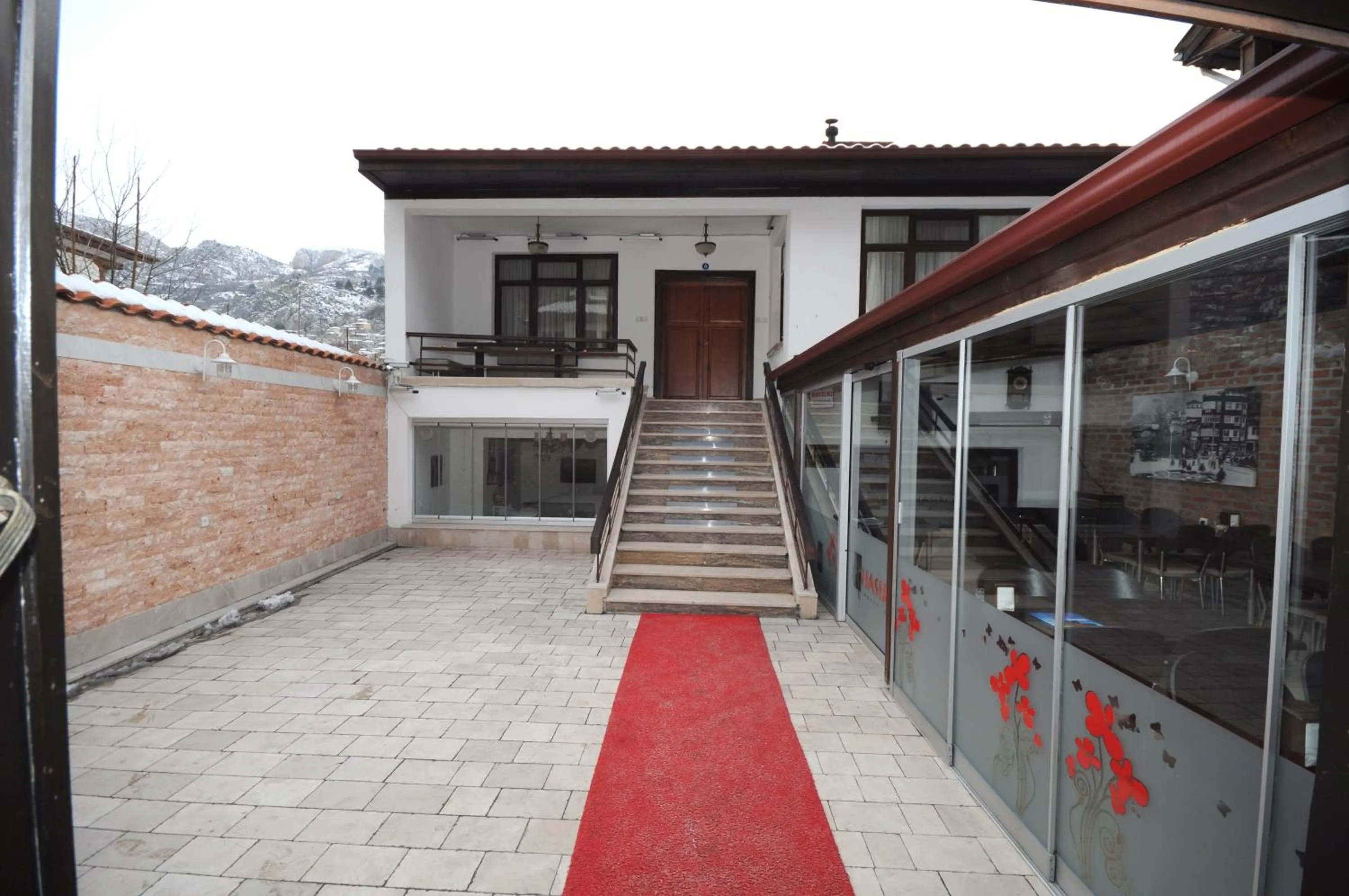 Property building in Hasırcı Konakları