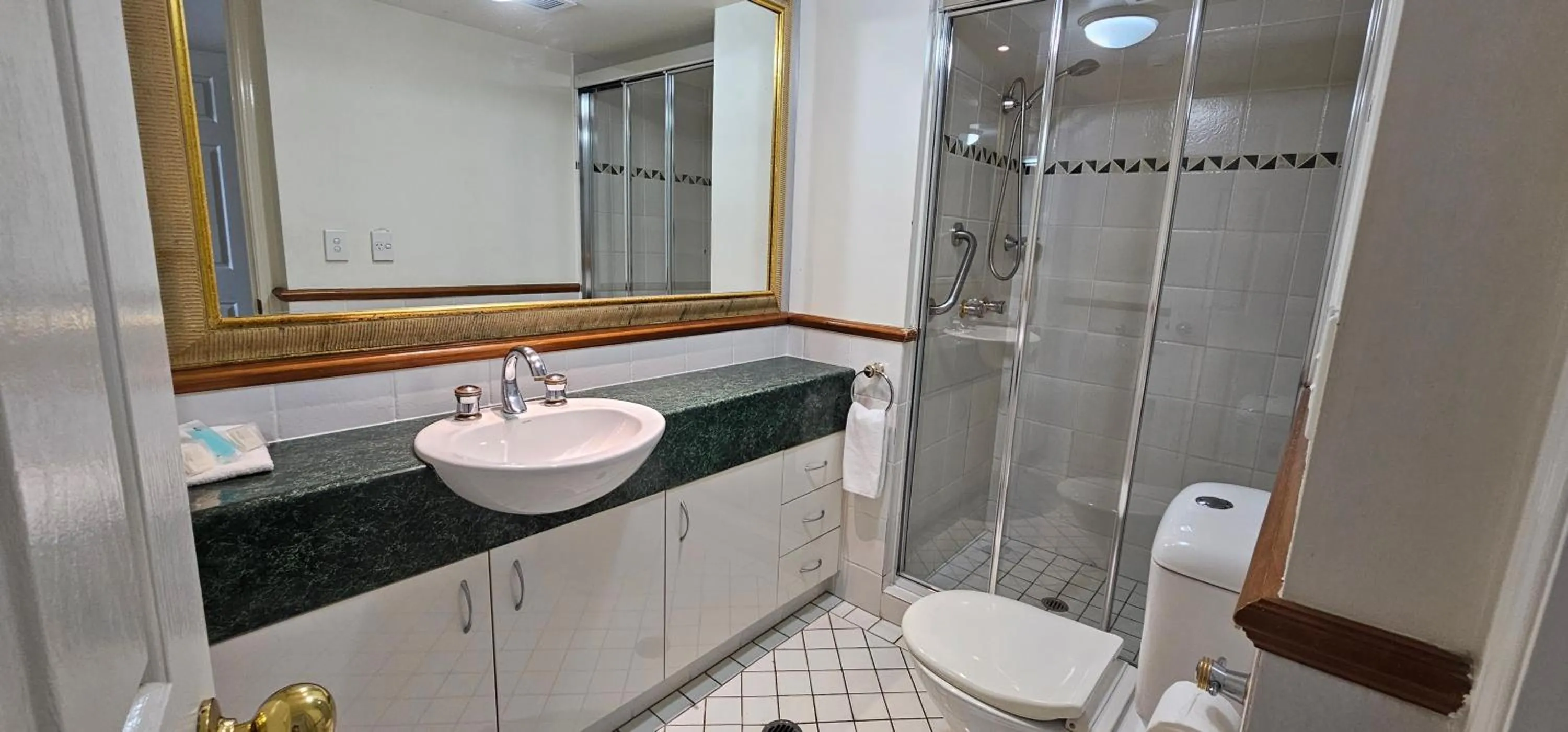 Bathroom in Broadbeach Holiday Apartments