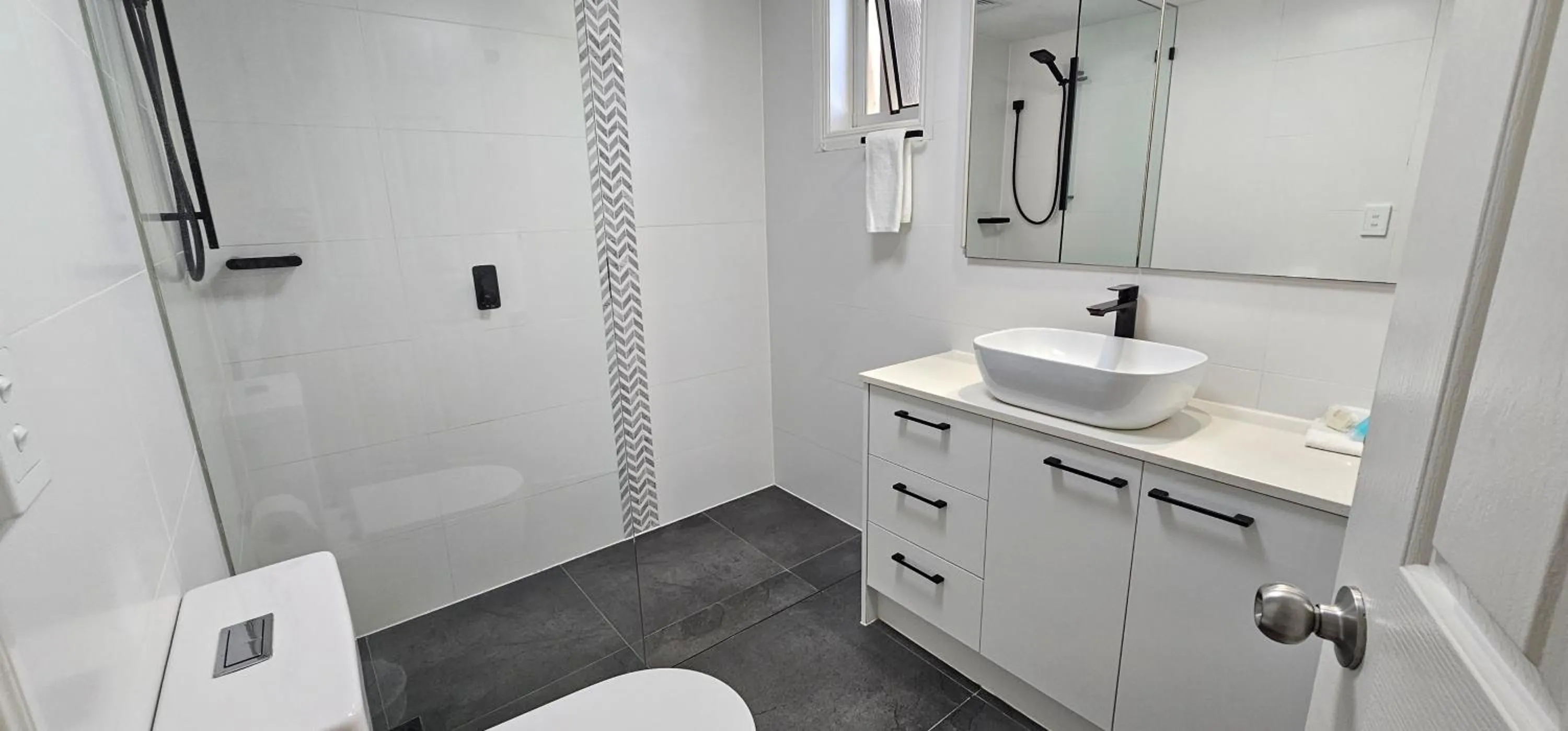 Bathroom in Broadbeach Holiday Apartments