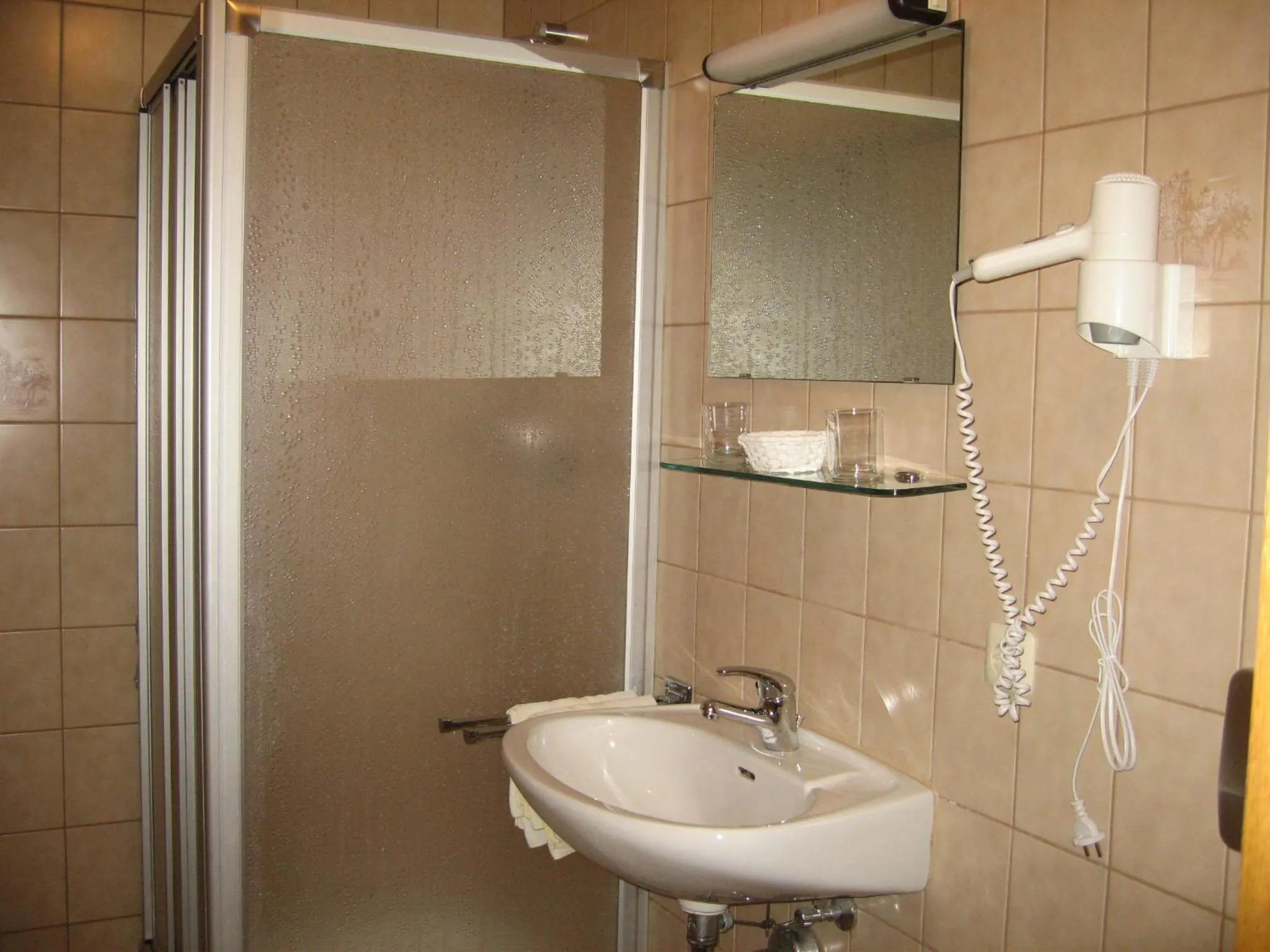 Shower in Reischacher Hof