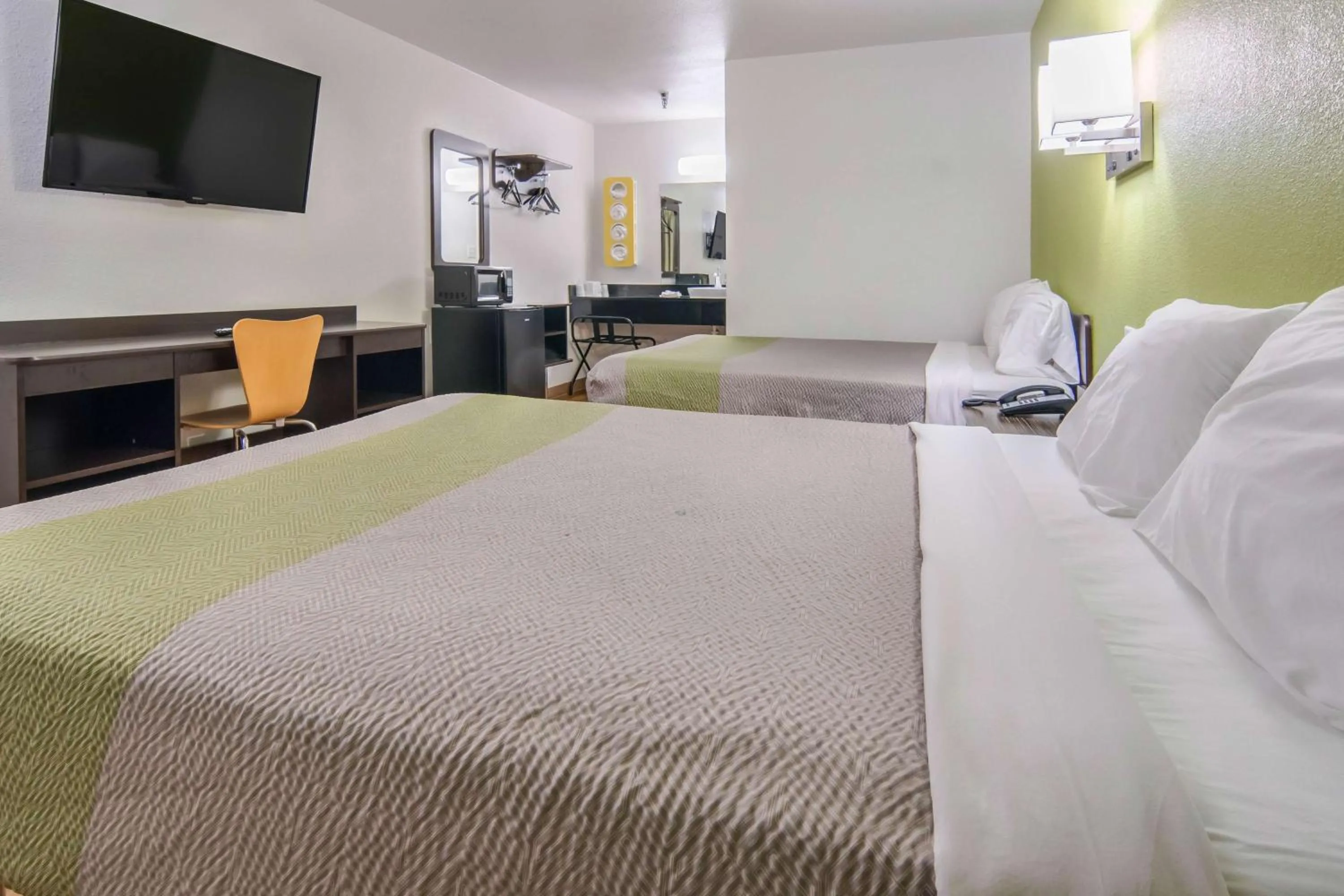 Bedroom, Bed in Motel 6 Abilene, TX - East