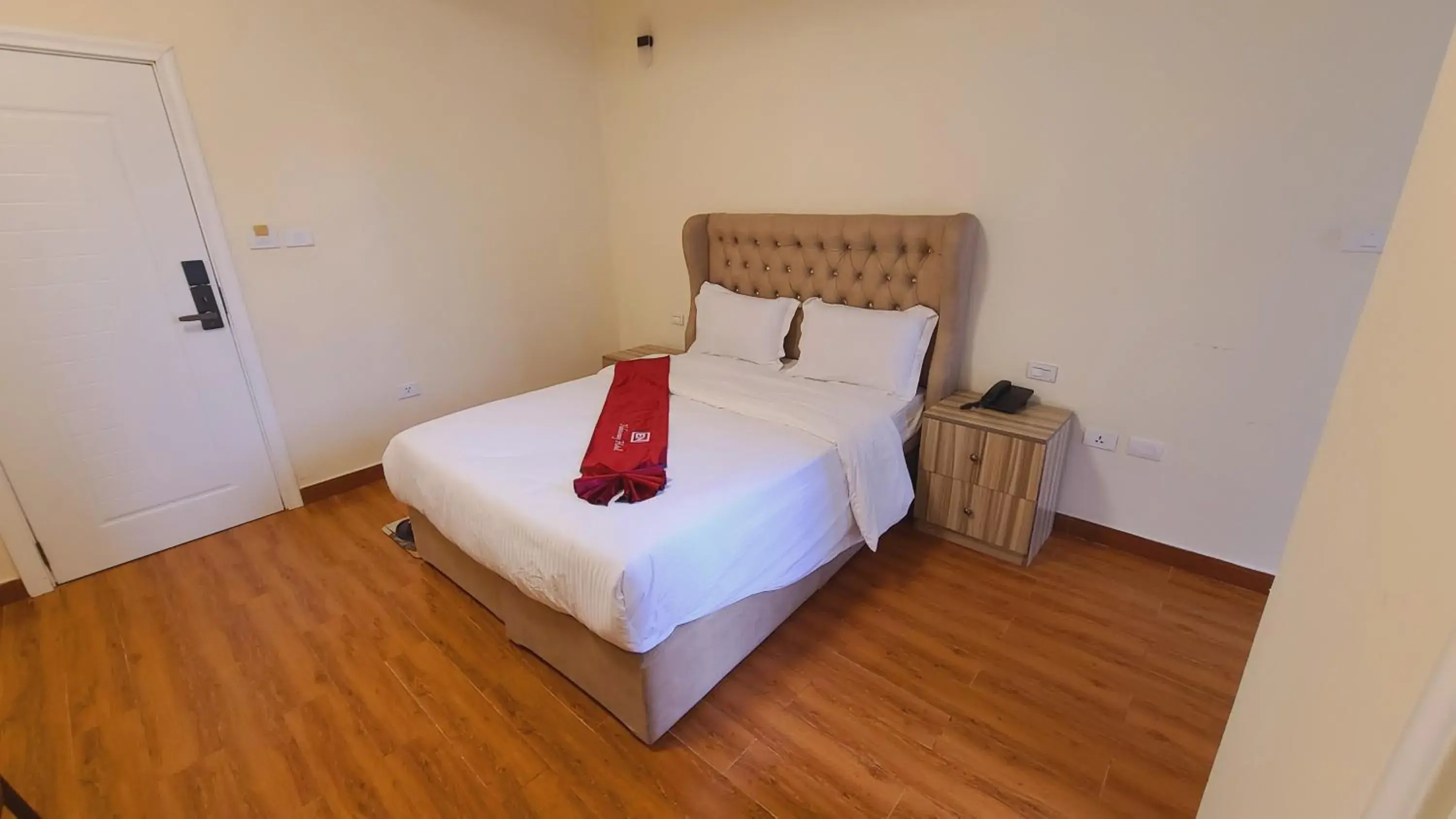 Deluxe Double Room in Nahusenay hotel Deluxe Double Room in Nahusenay hotel