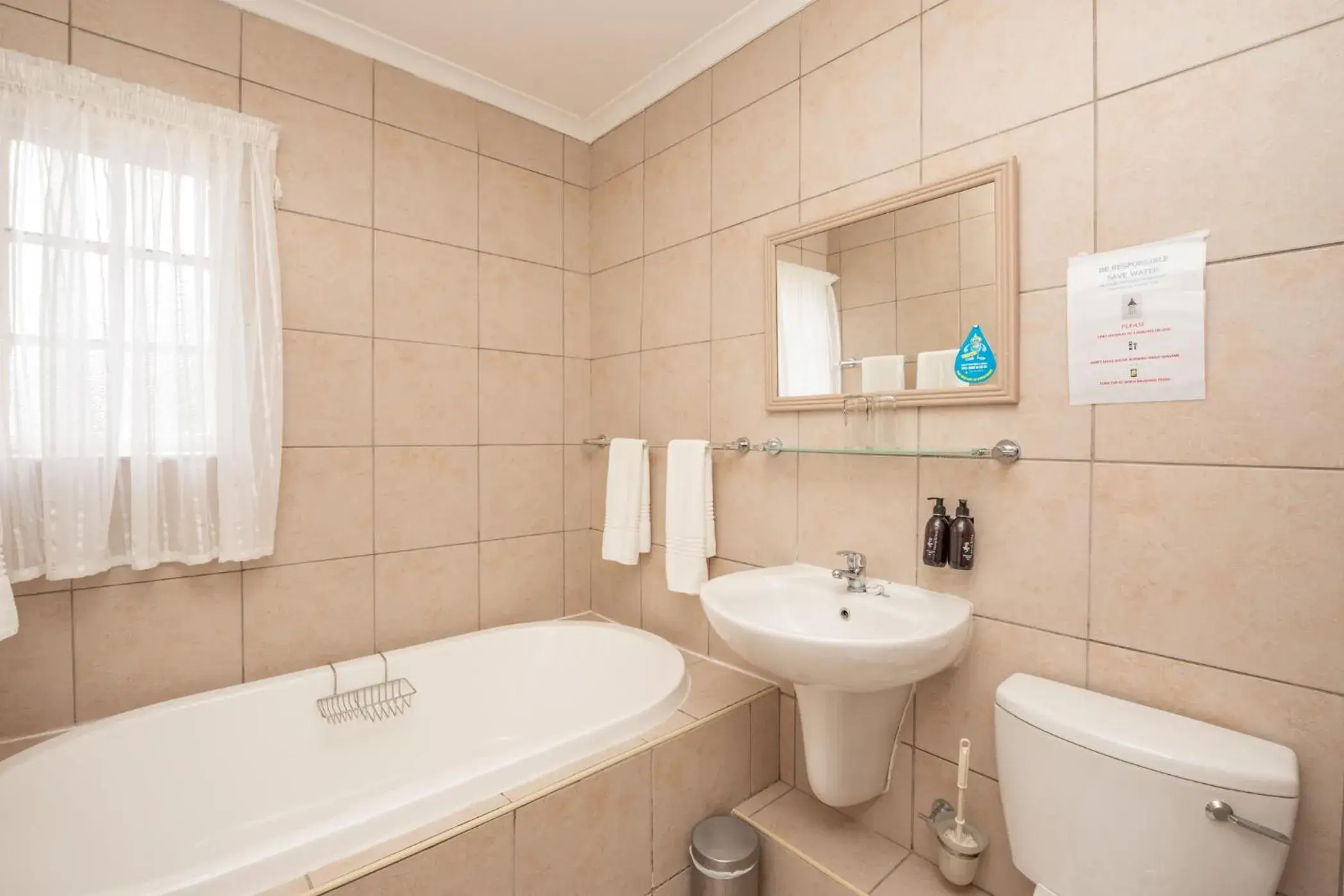 Double Room 1 - single occupancy in Millard Crescent Guest House Double Room 1 - single occupancy in Millard Crescent Guest House