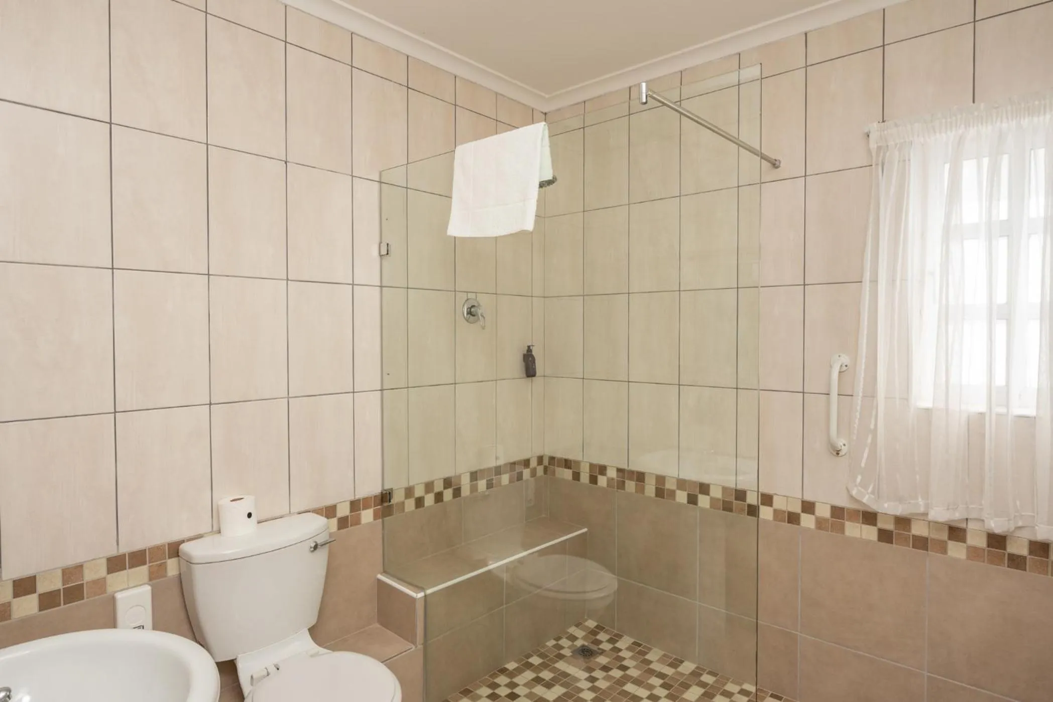 Bathroom in Millard Crescent Guest House