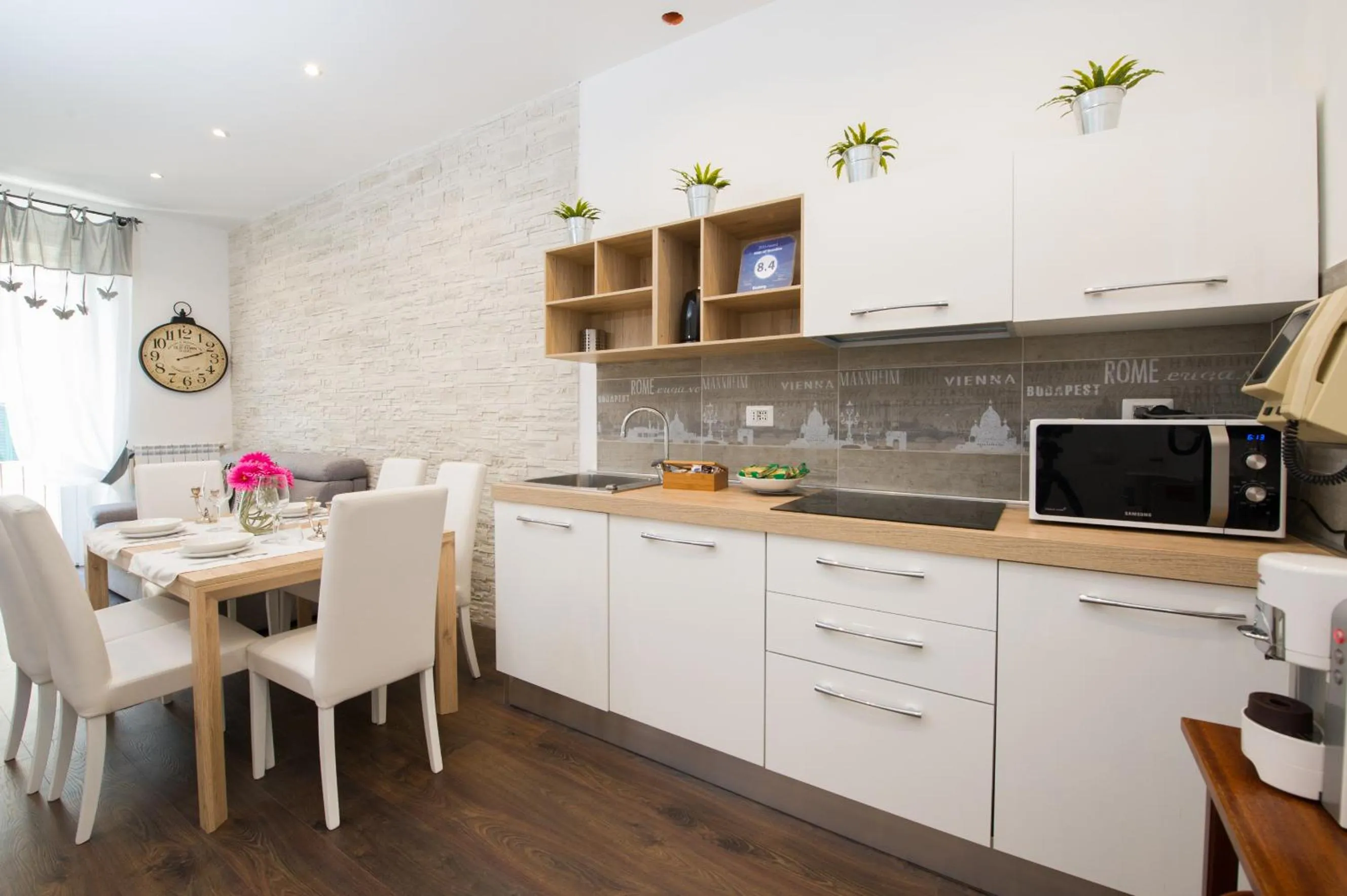 Kitchen or kitchenette in Nido all'Aventino
