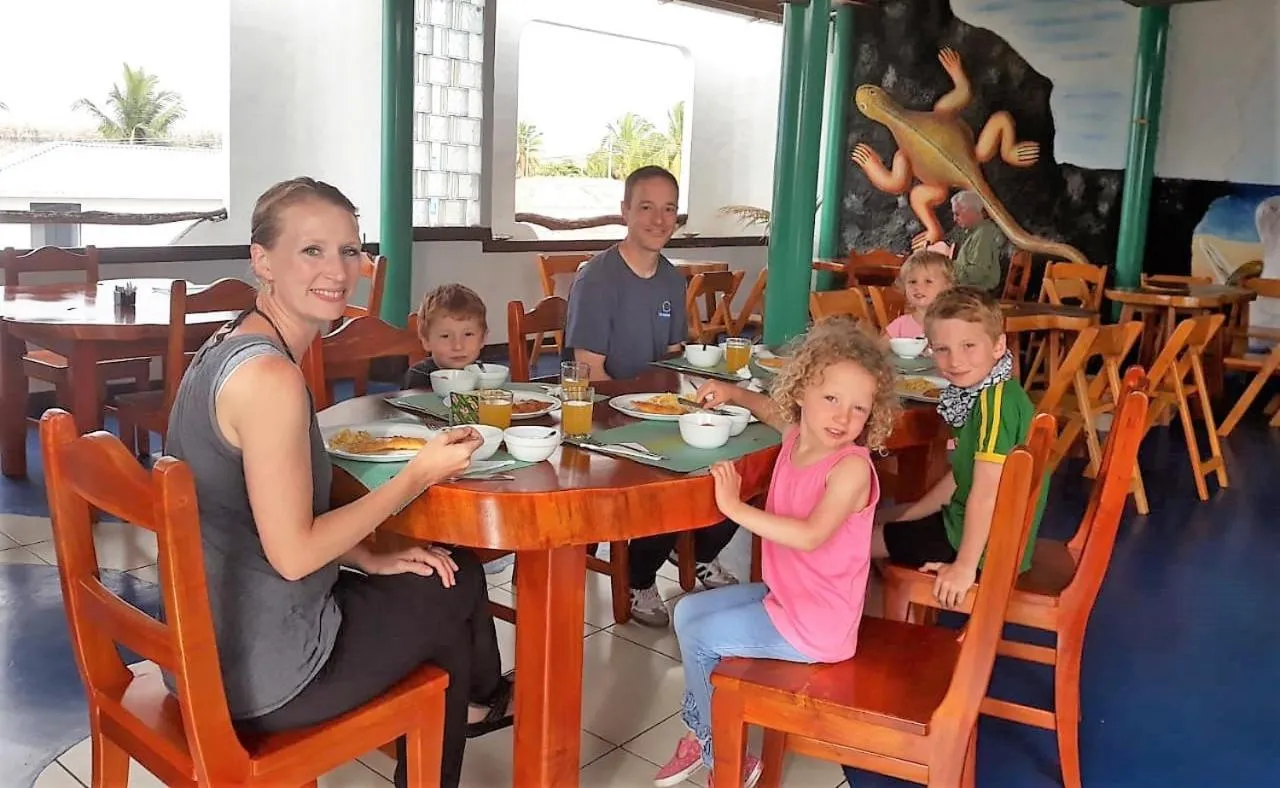 Family in Hotel Coloma Galapagos