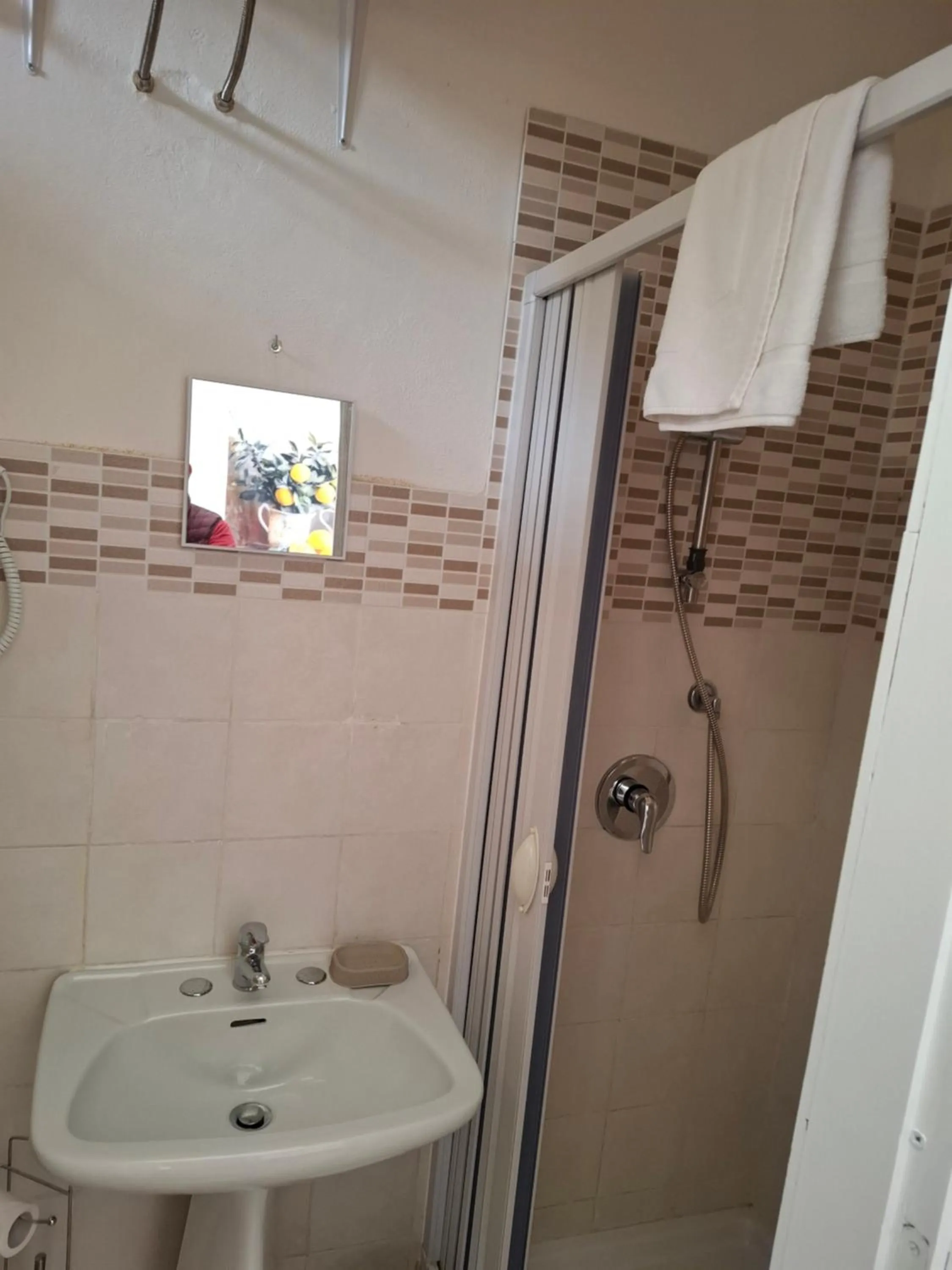 Bathroom in B&B Le Lumìe "Il Cortiletto Del Centro"