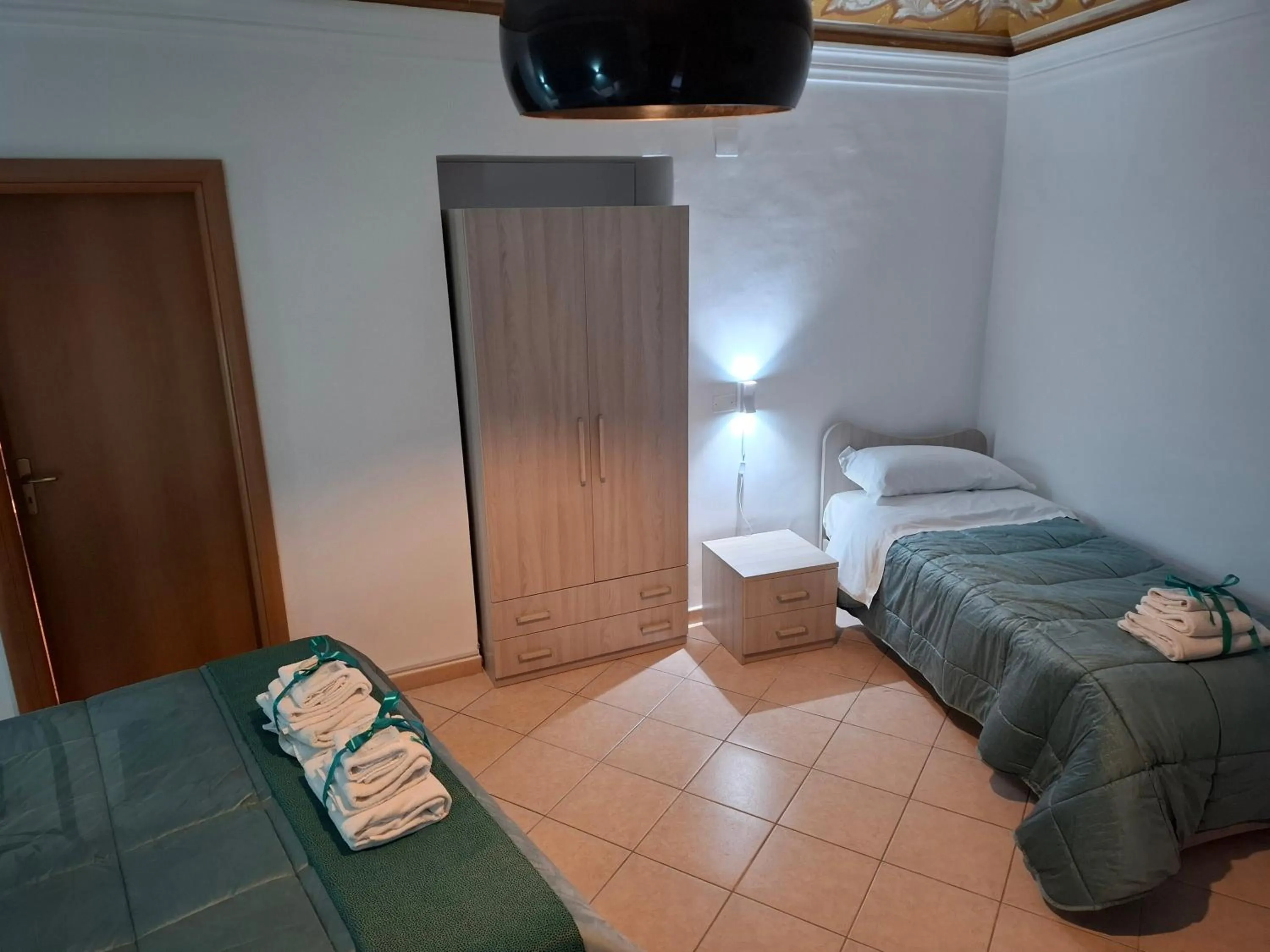 Bedroom, Bed in B&B Le Lumìe "Il Cortiletto Del Centro"