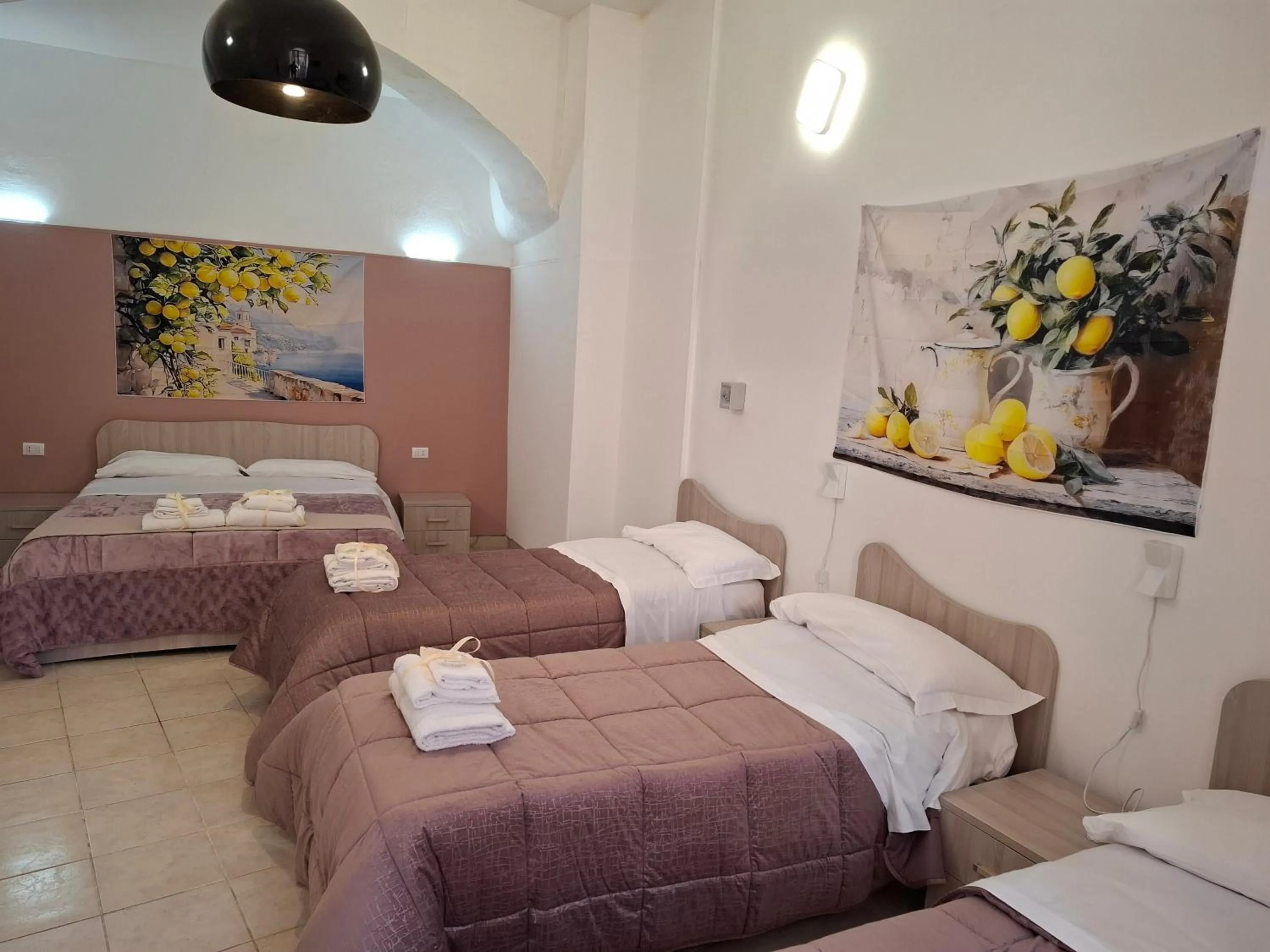 Bedroom, Bed in B&B Le Lumìe "Il Cortiletto Del Centro"