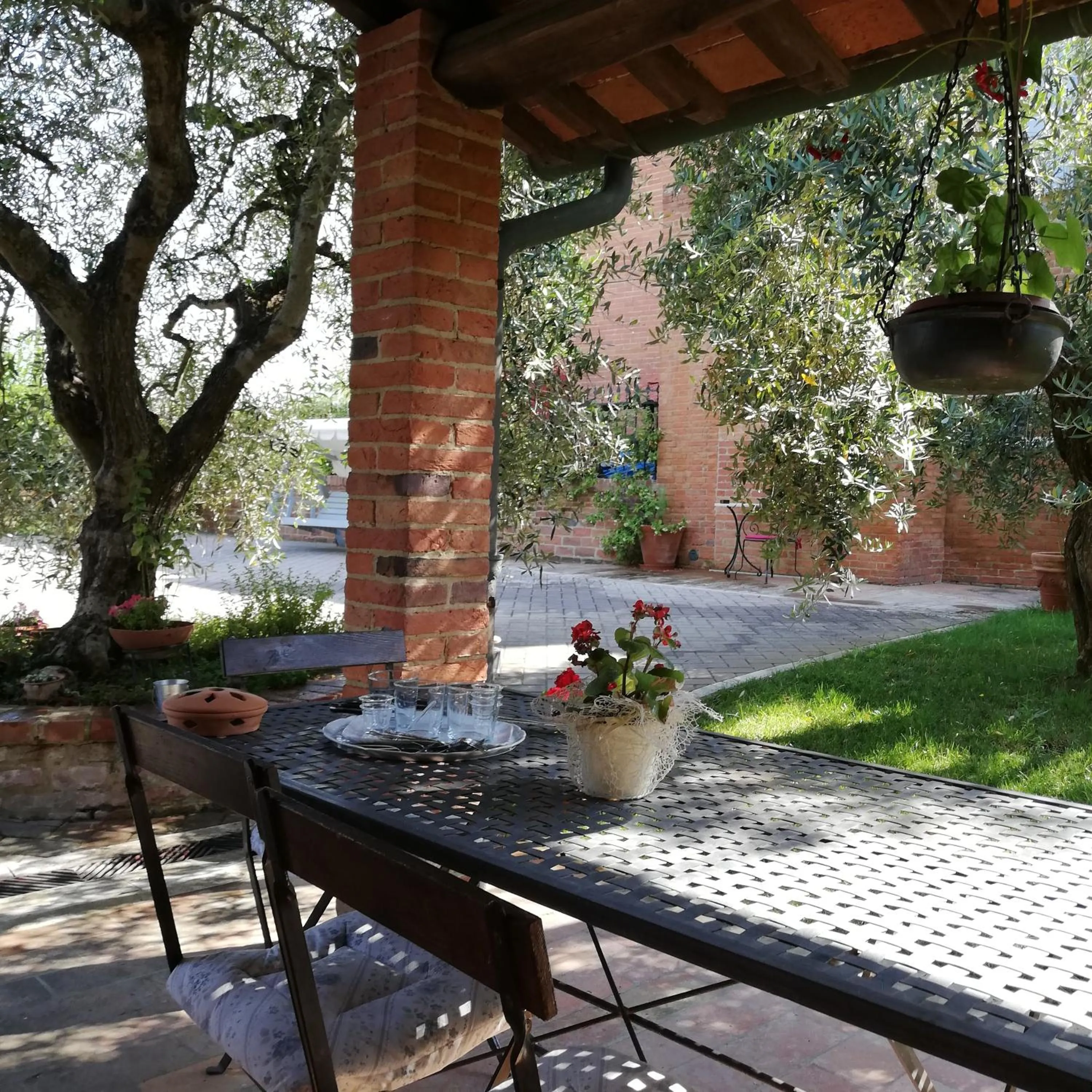 Patio in B&B La Casa di Assunta