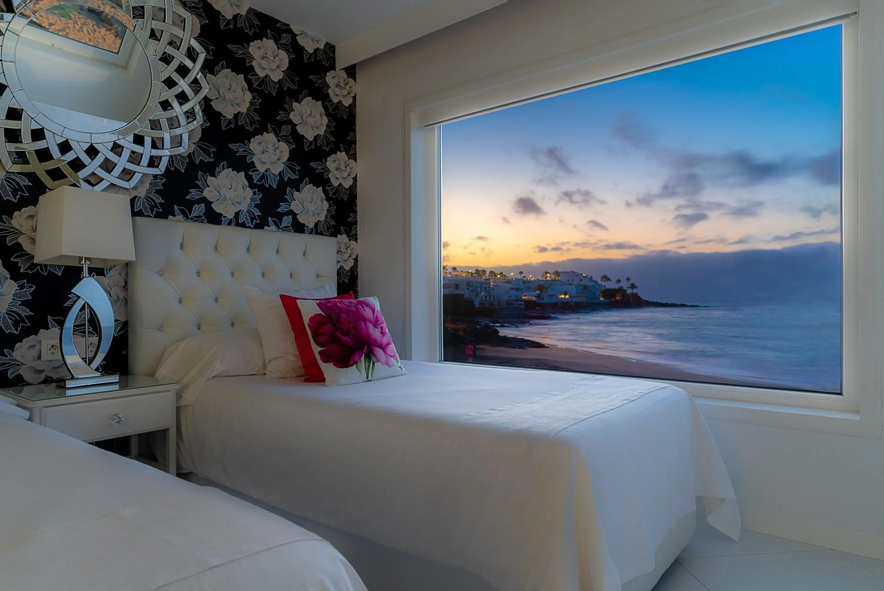 Bed in Lani's Suites de Luxe - Adults Only