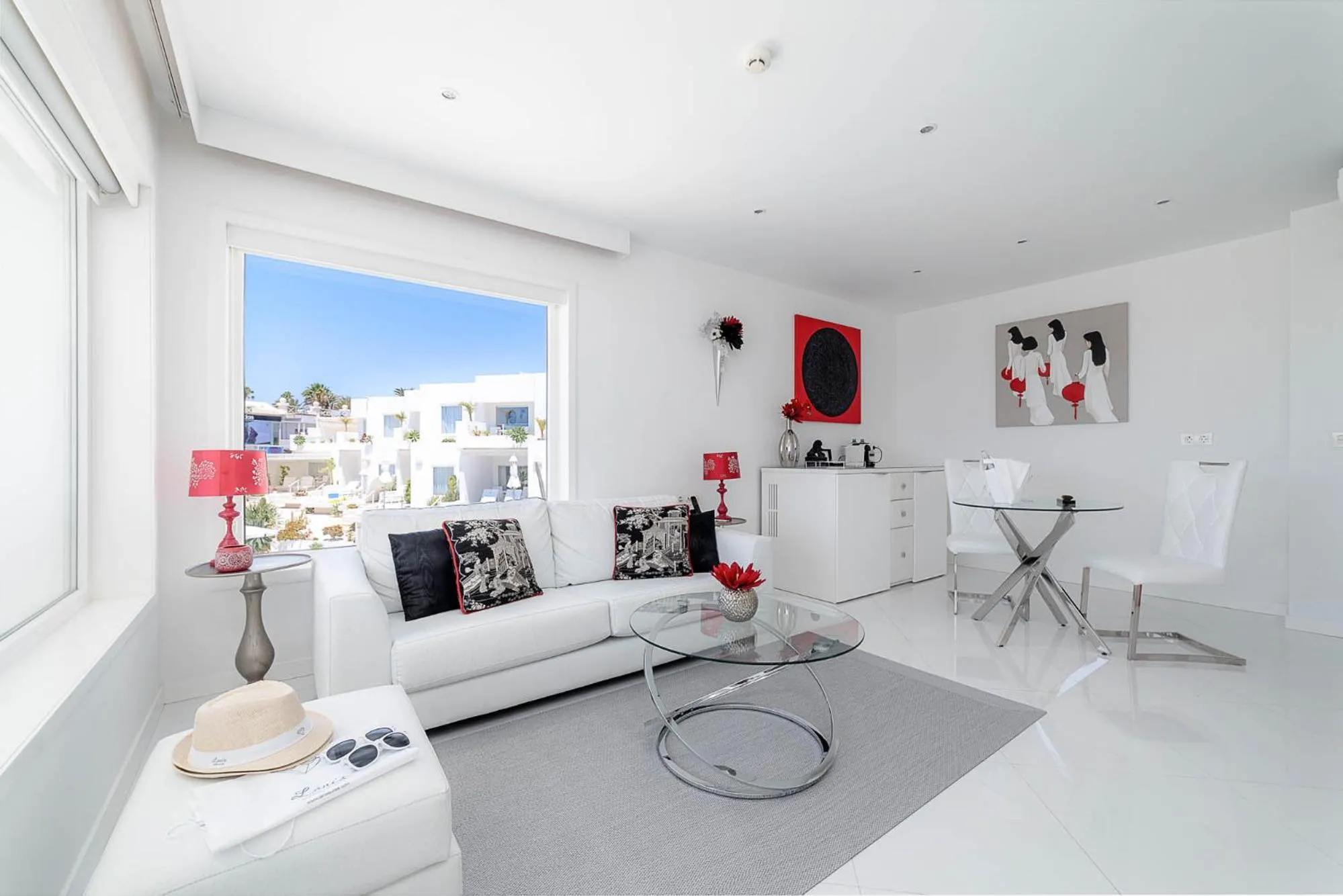 Seating area in Lani's Suites de Luxe - Adults Only