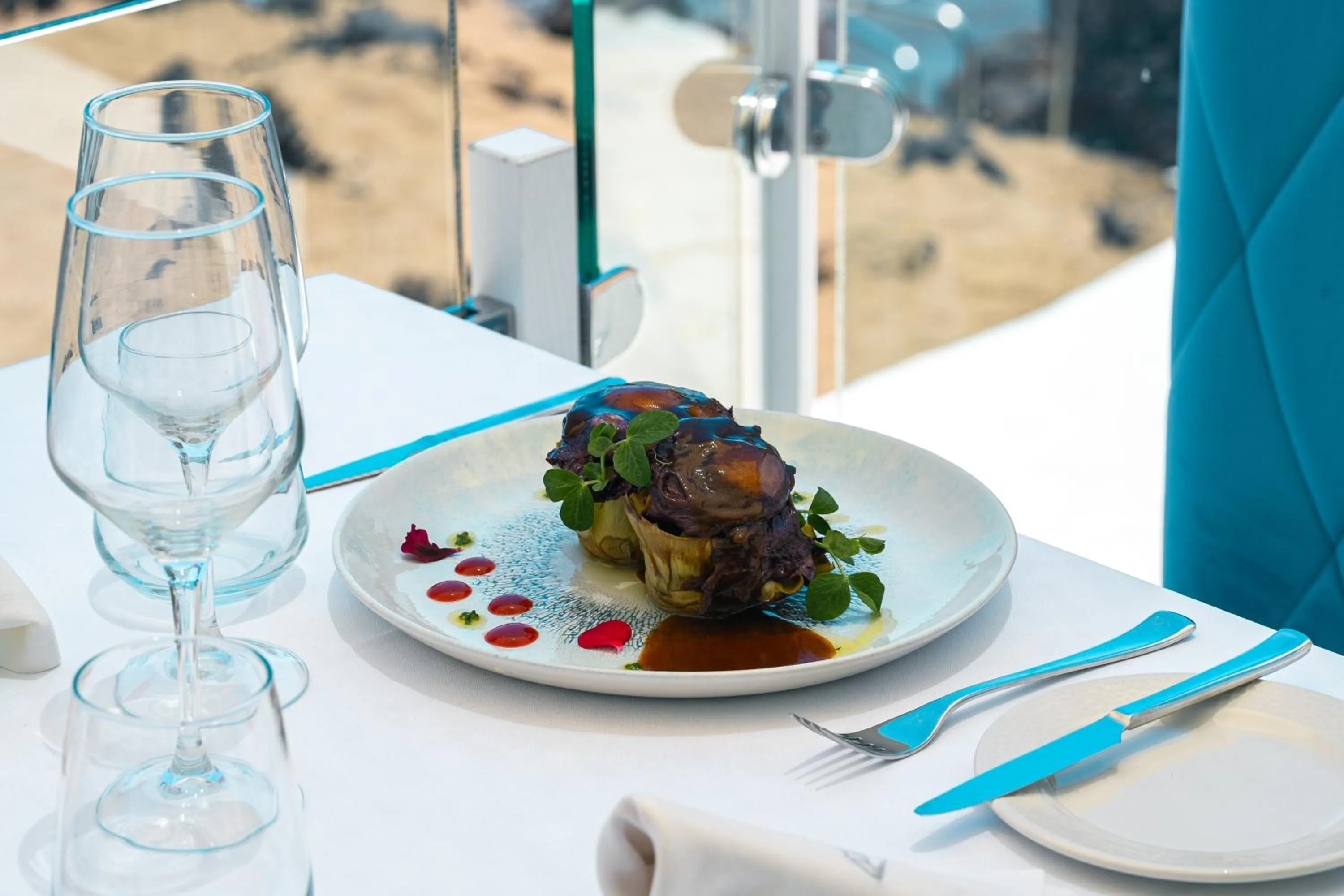 Food and drinks in Lani's Suites de Luxe - Adults Only