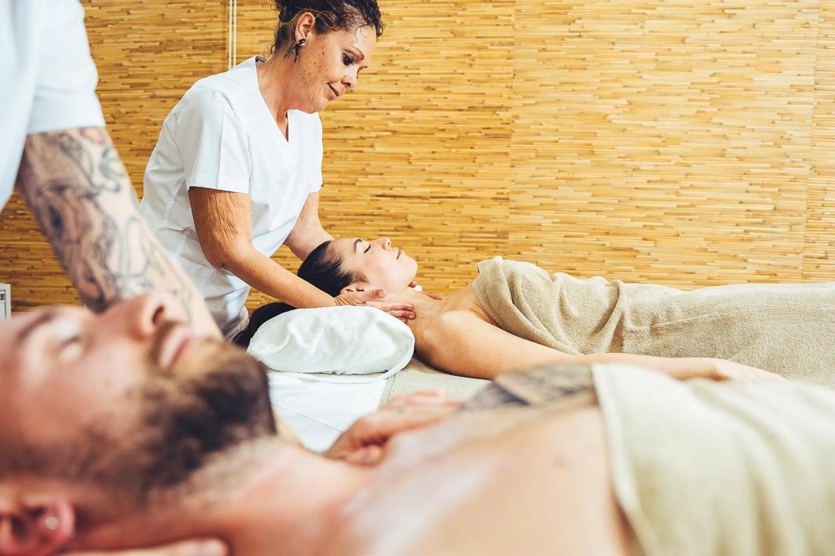 Massage in Lani's Suites de Luxe - Adults Only