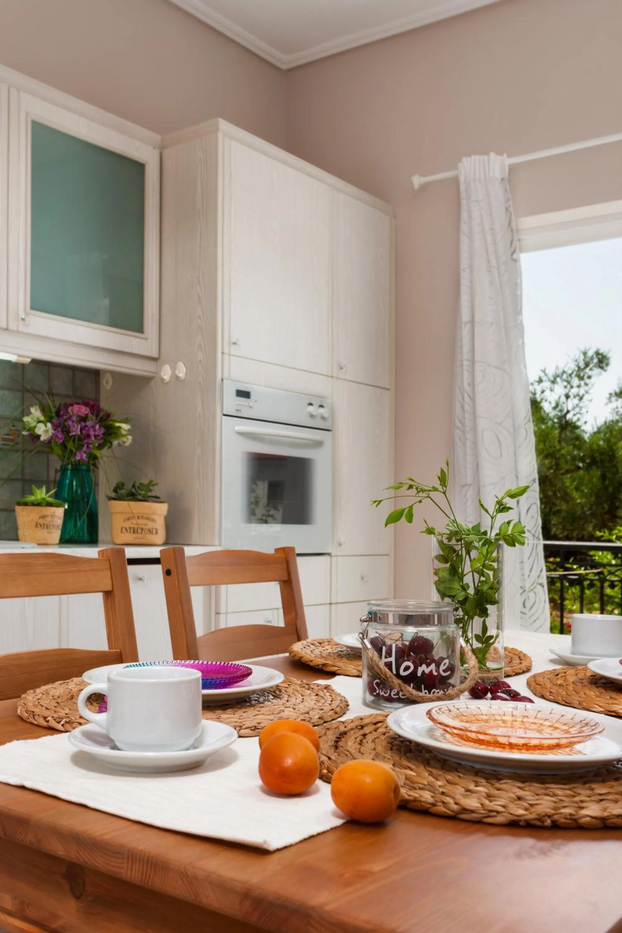 Kitchen or kitchenette in Galatea