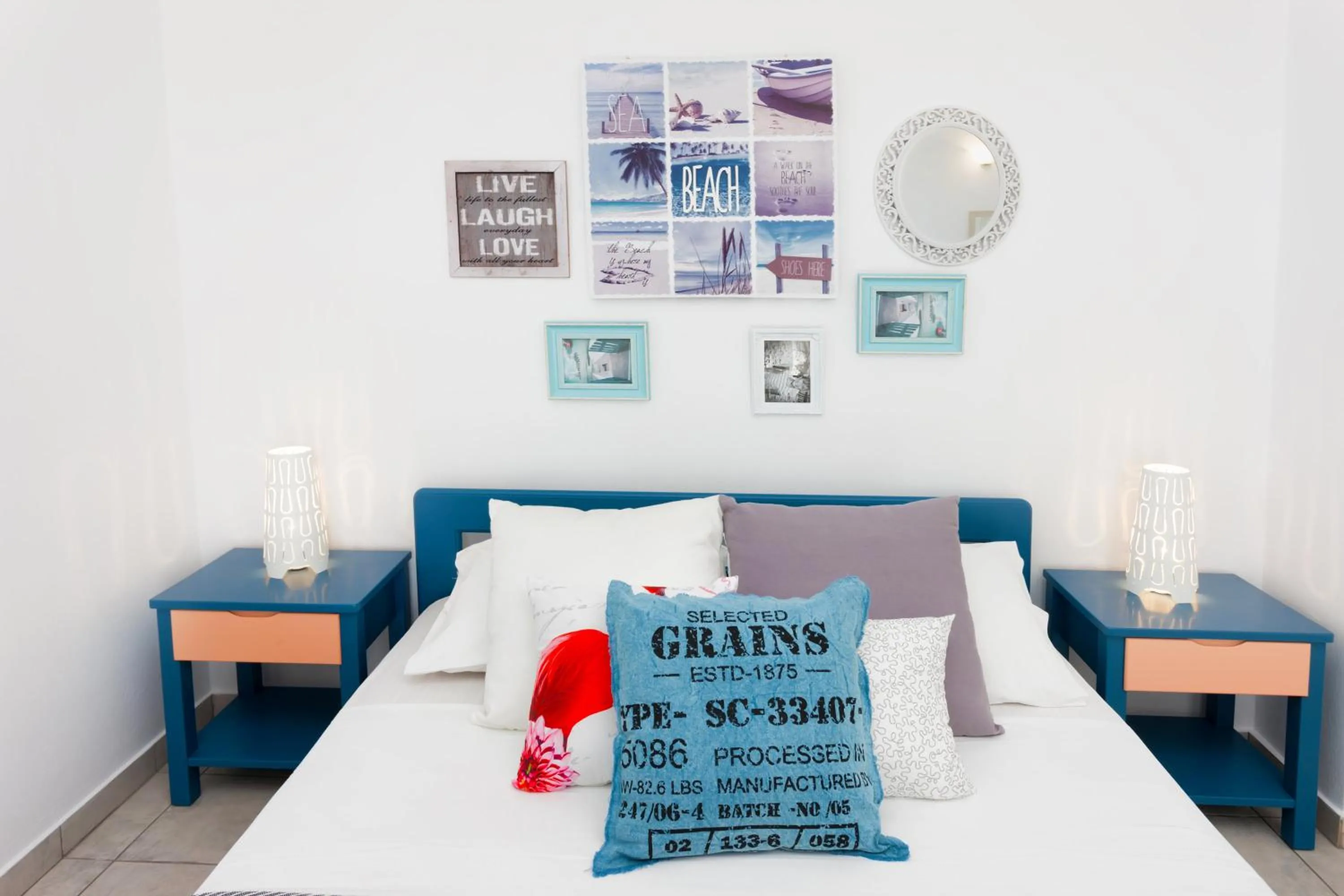 Bedroom, Bed in Galatea