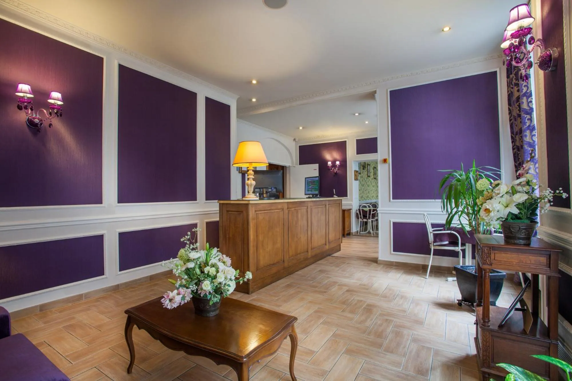 Lobby or reception in Hotel des Arts - Cite Bergere