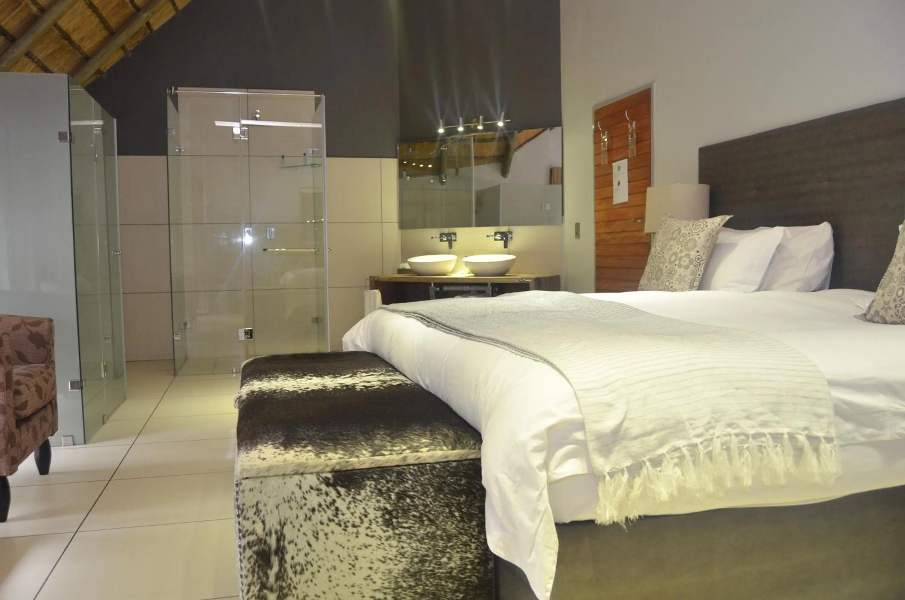 Bed in Highveld Splendour Boutique Bed and Breakfast