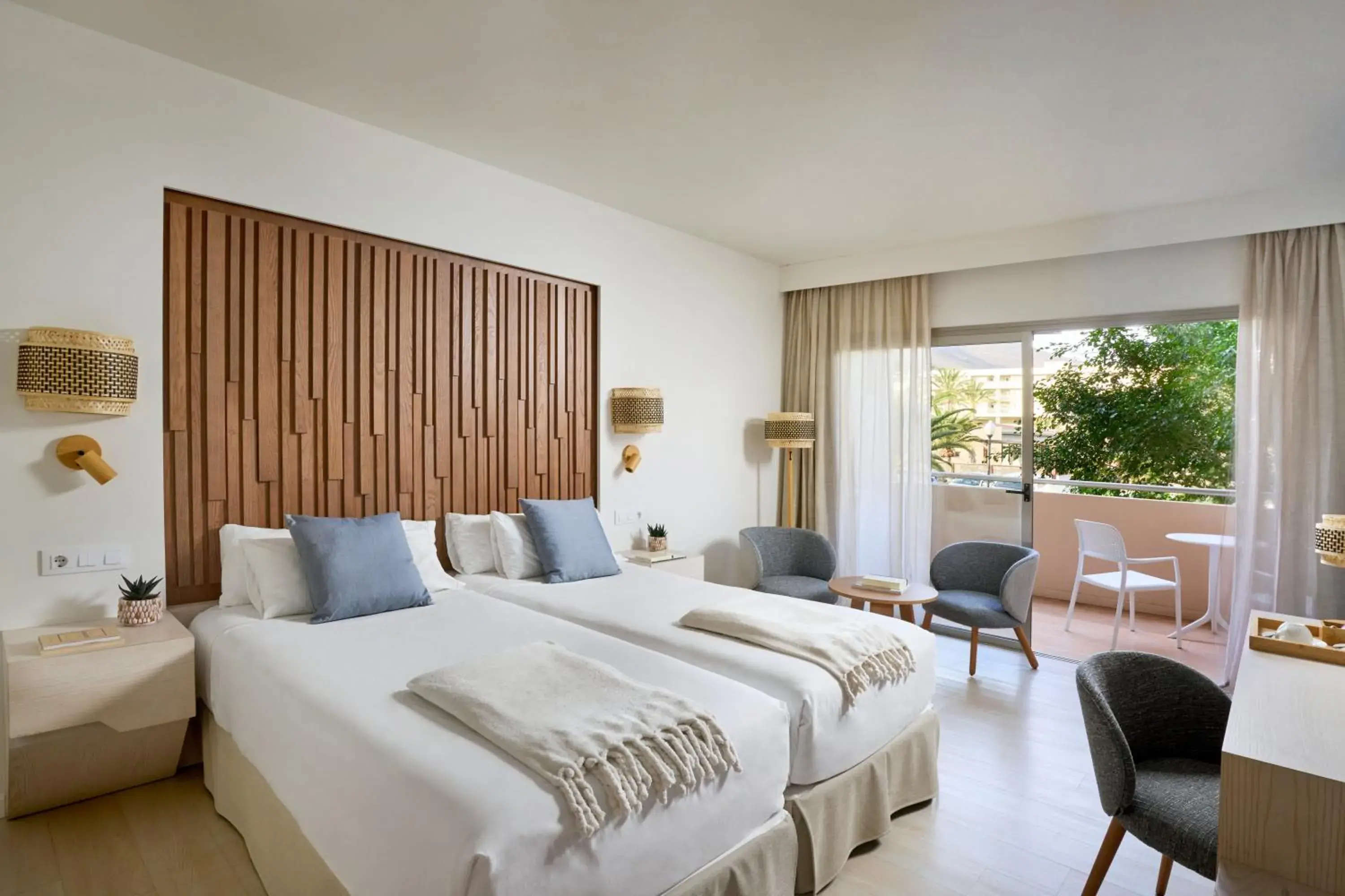 Twin Room with Side Sea View (1 Adult) in Iberostar Selection Fuerteventura Palace Twin Room with Side Sea View (1 Adult) in Iberostar Selection Fuerteventura Palace