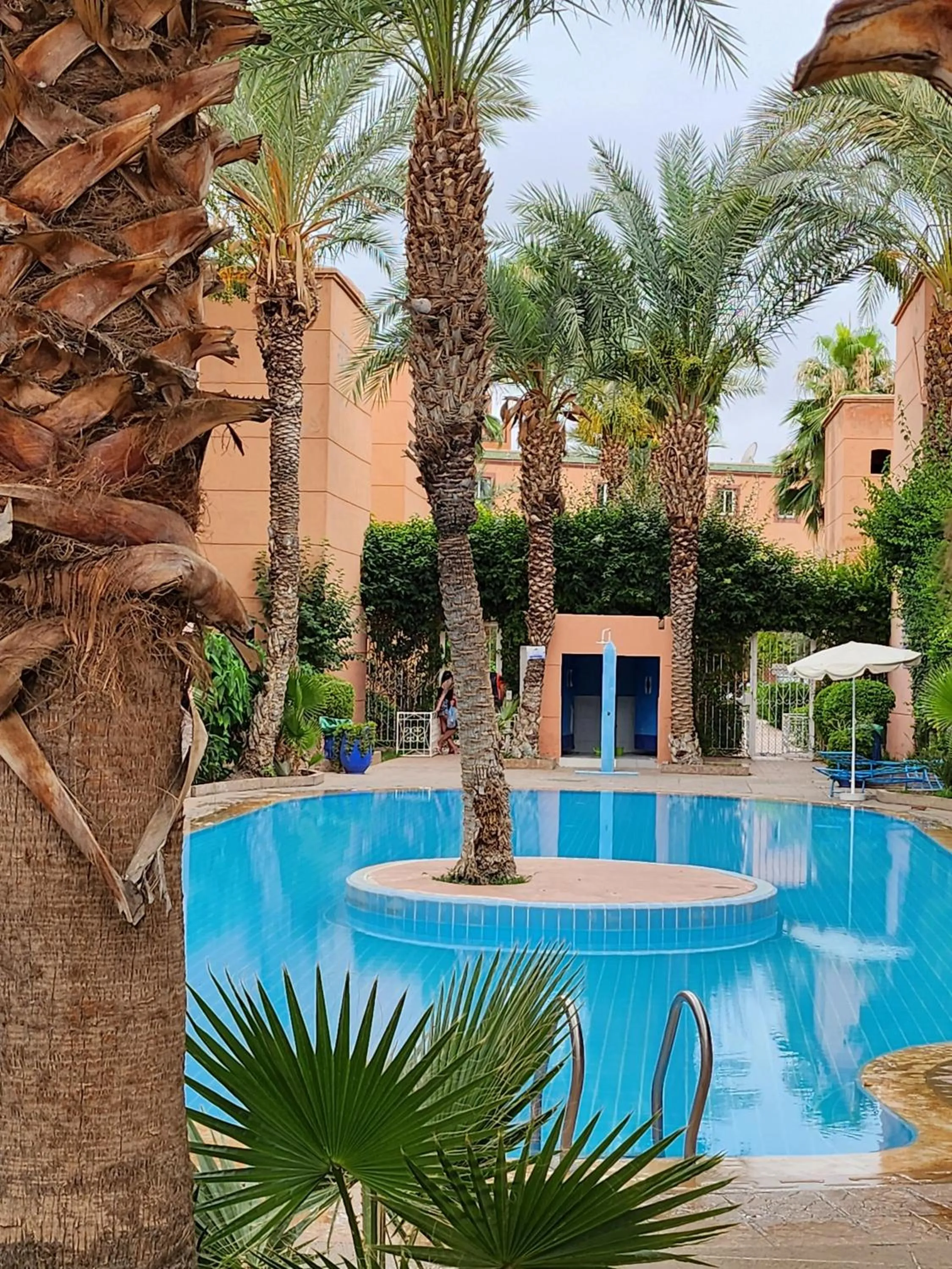 Swimming pool in Riad with 3 Swimming Pools