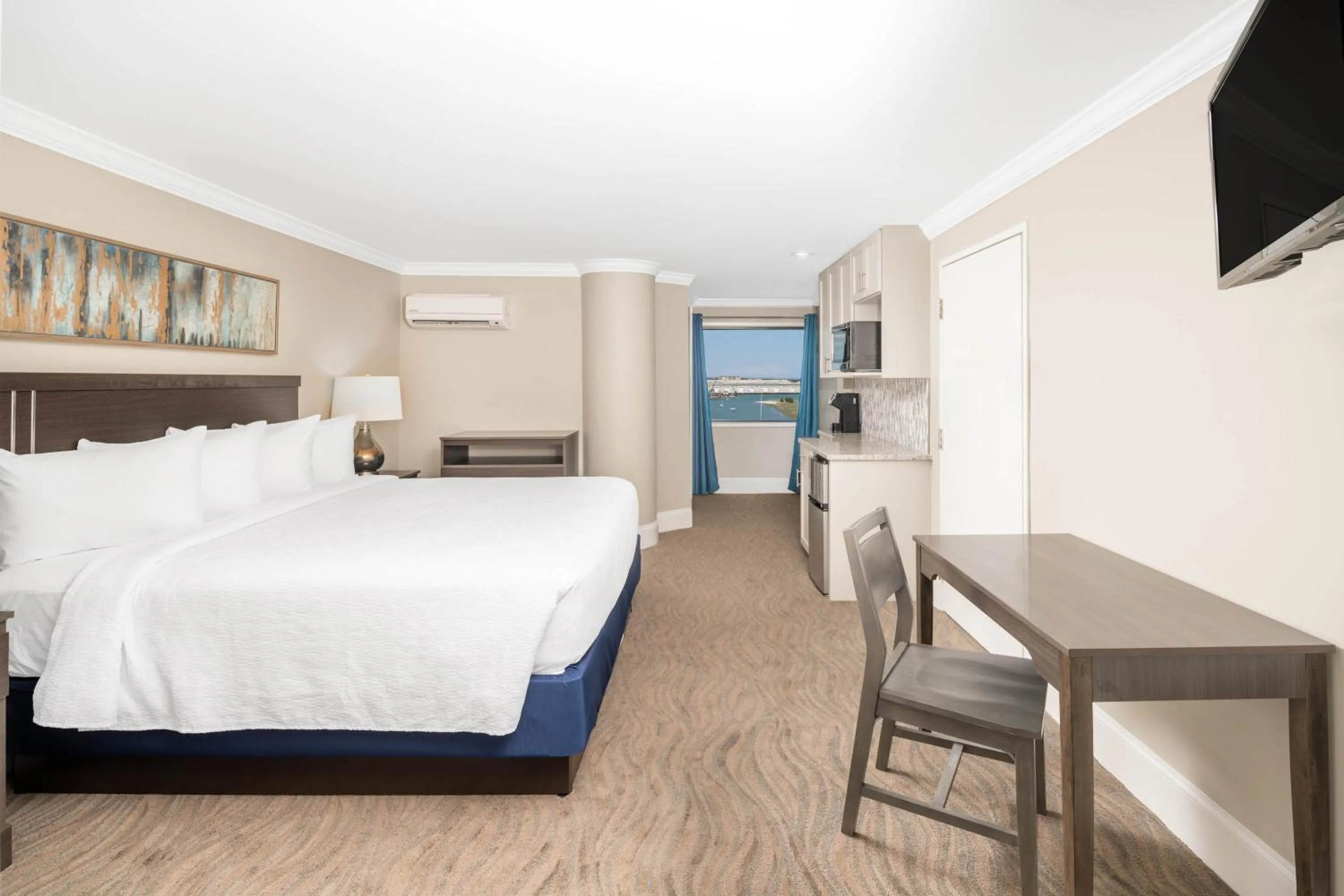 Bedroom, Bed in Bask Hotel at Big Rock Landing