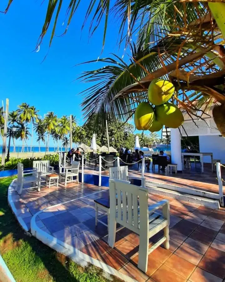 Hesperia Playa el Agua