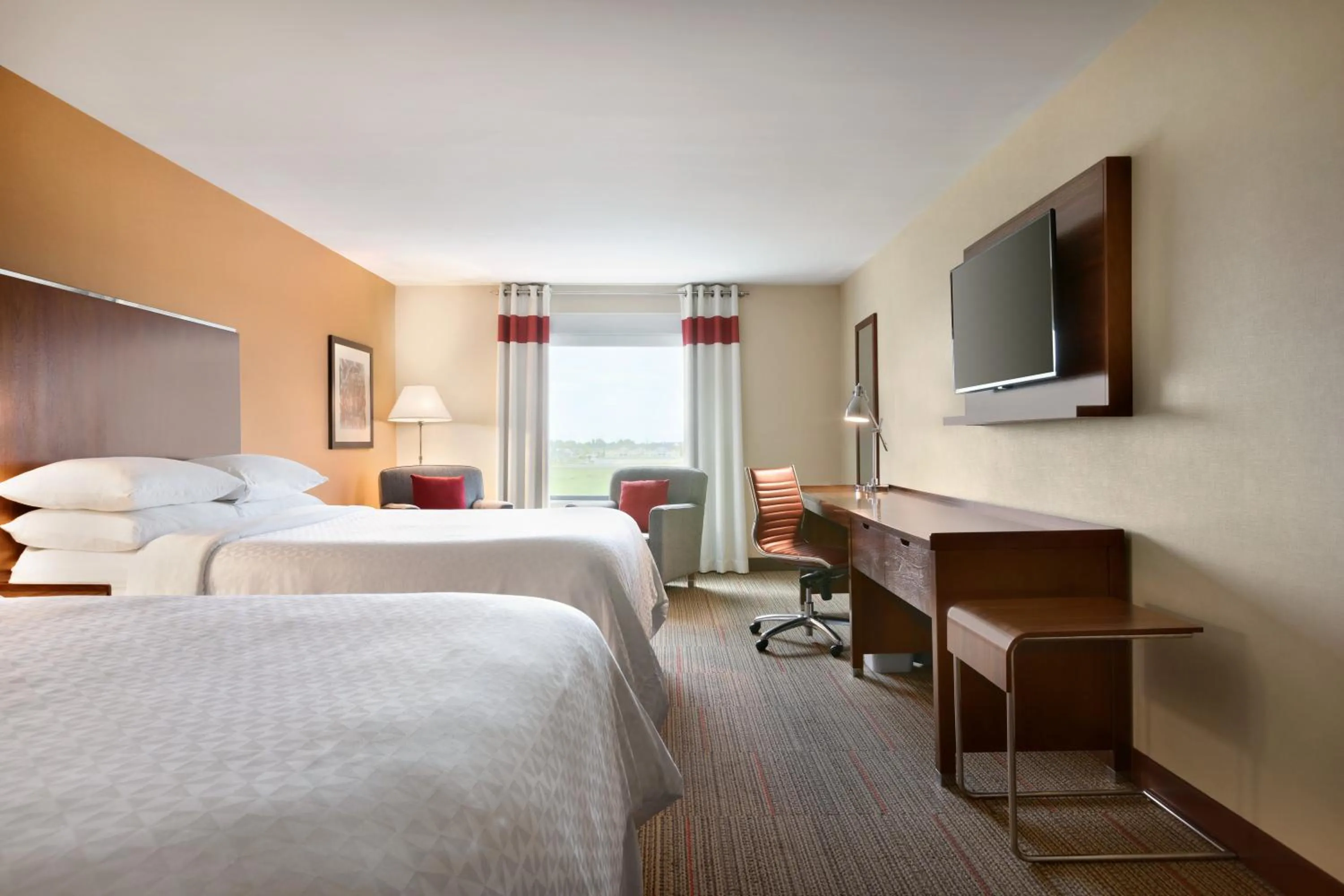 Bed in Four Points by Sheraton Fargo Medical Center