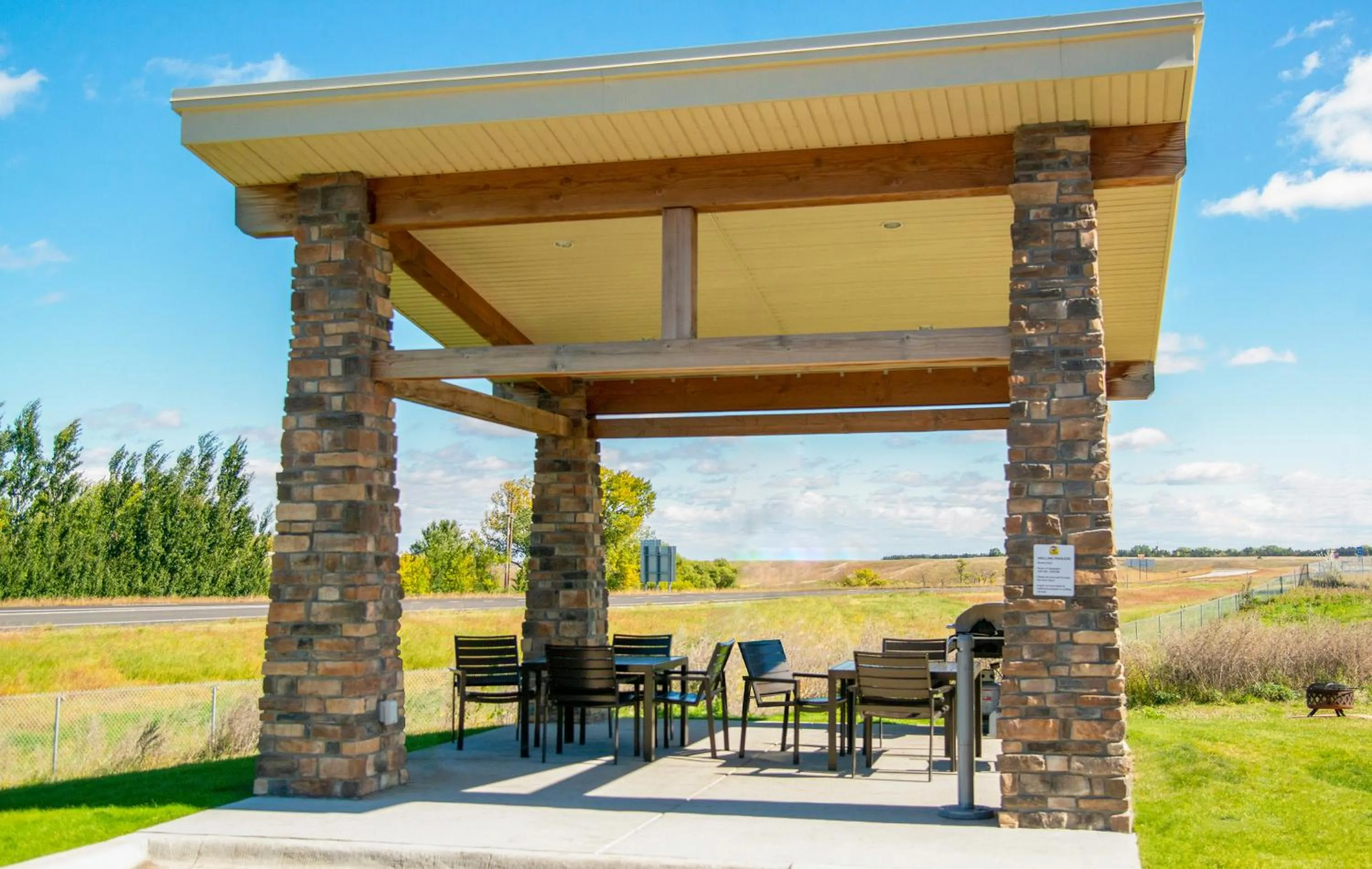 Patio in My Place Hotel-Jamestown, ND