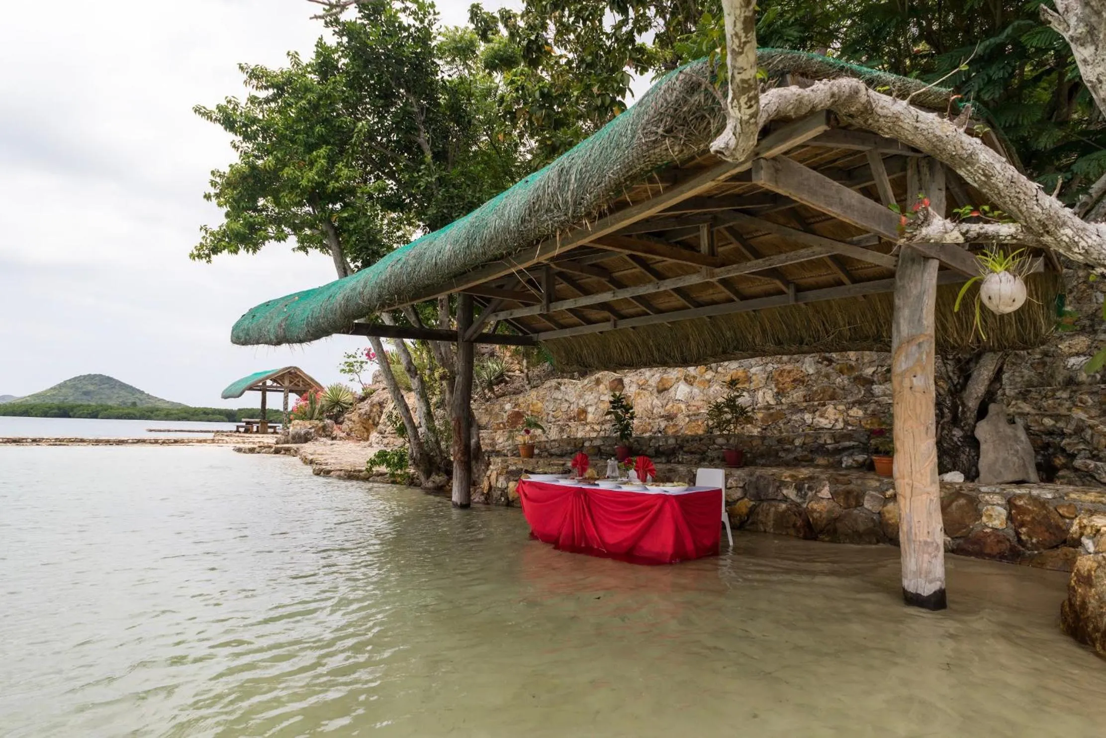 Restaurant/places to eat in La Estancia Busuanga