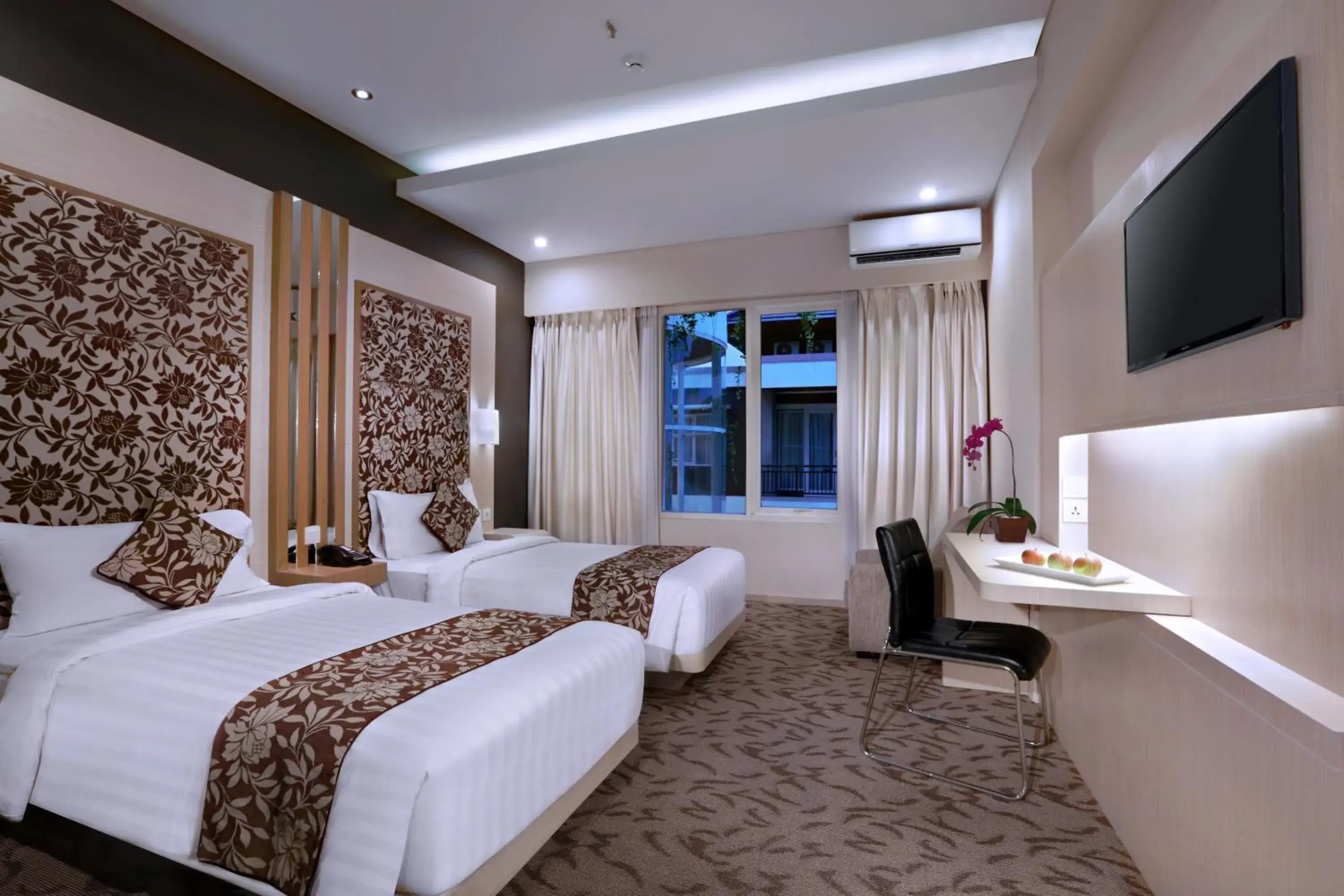 Superior Double or Twin Room in Quest San Denpasar by ASTON Superior Double or Twin Room in Quest San Denpasar by ASTON