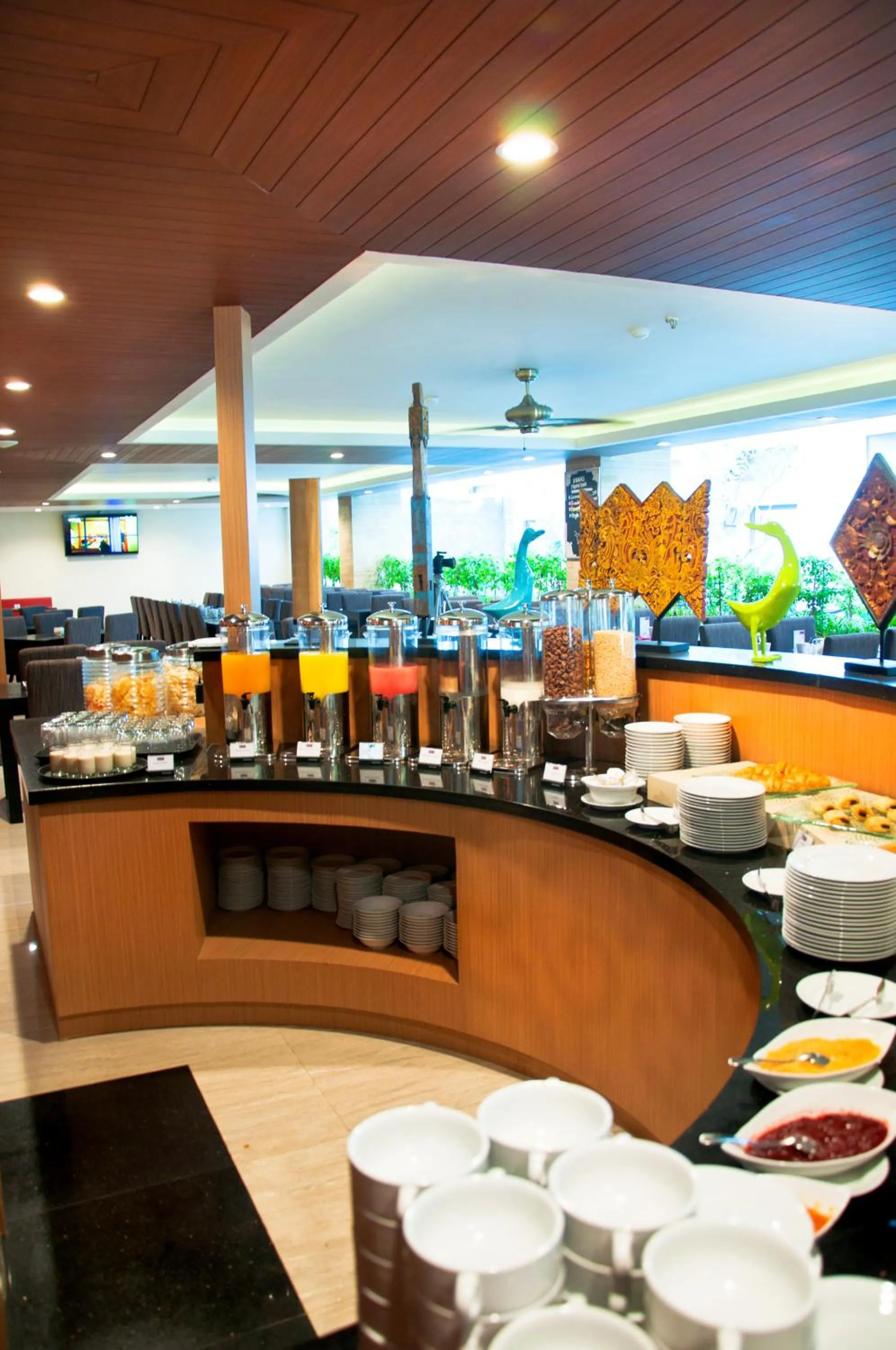 Restaurant/places to eat in Quest San Denpasar by ASTON