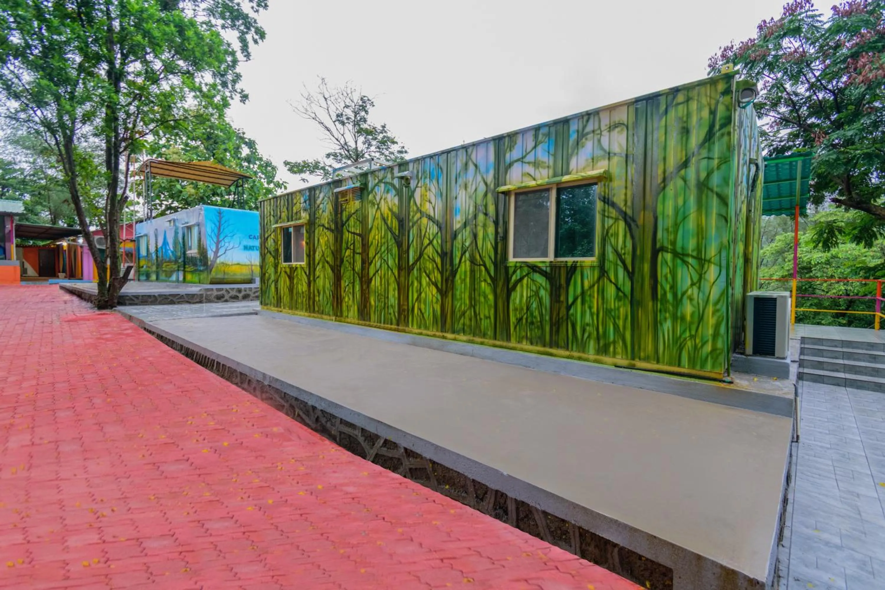 Garden in Nature Trails Durshet, Khopoli