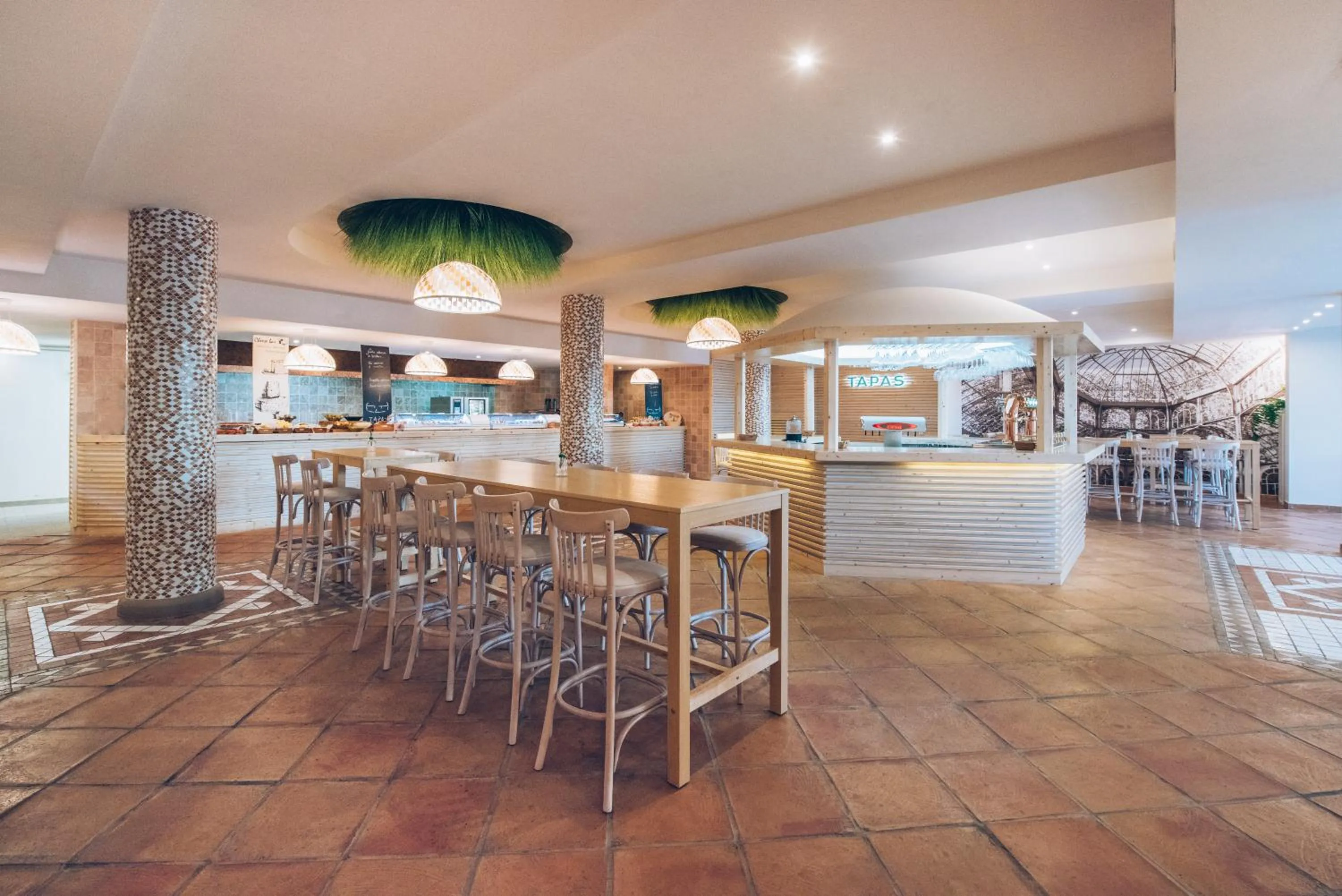 Restaurant/places to eat in Iberostar Waves Playa Gaviotas All Inclusive