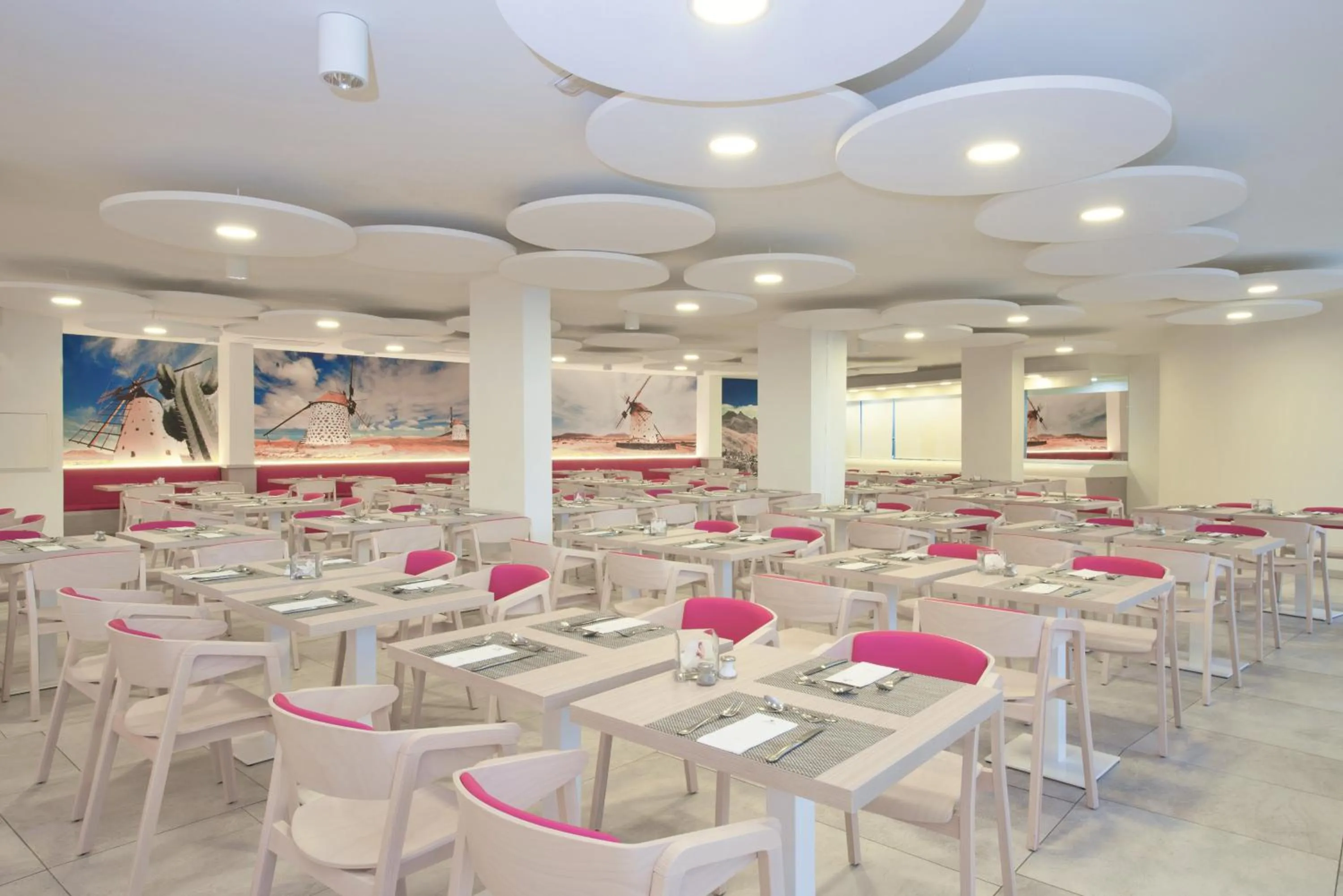 Restaurant/places to eat in Iberostar Waves Playa Gaviotas All Inclusive