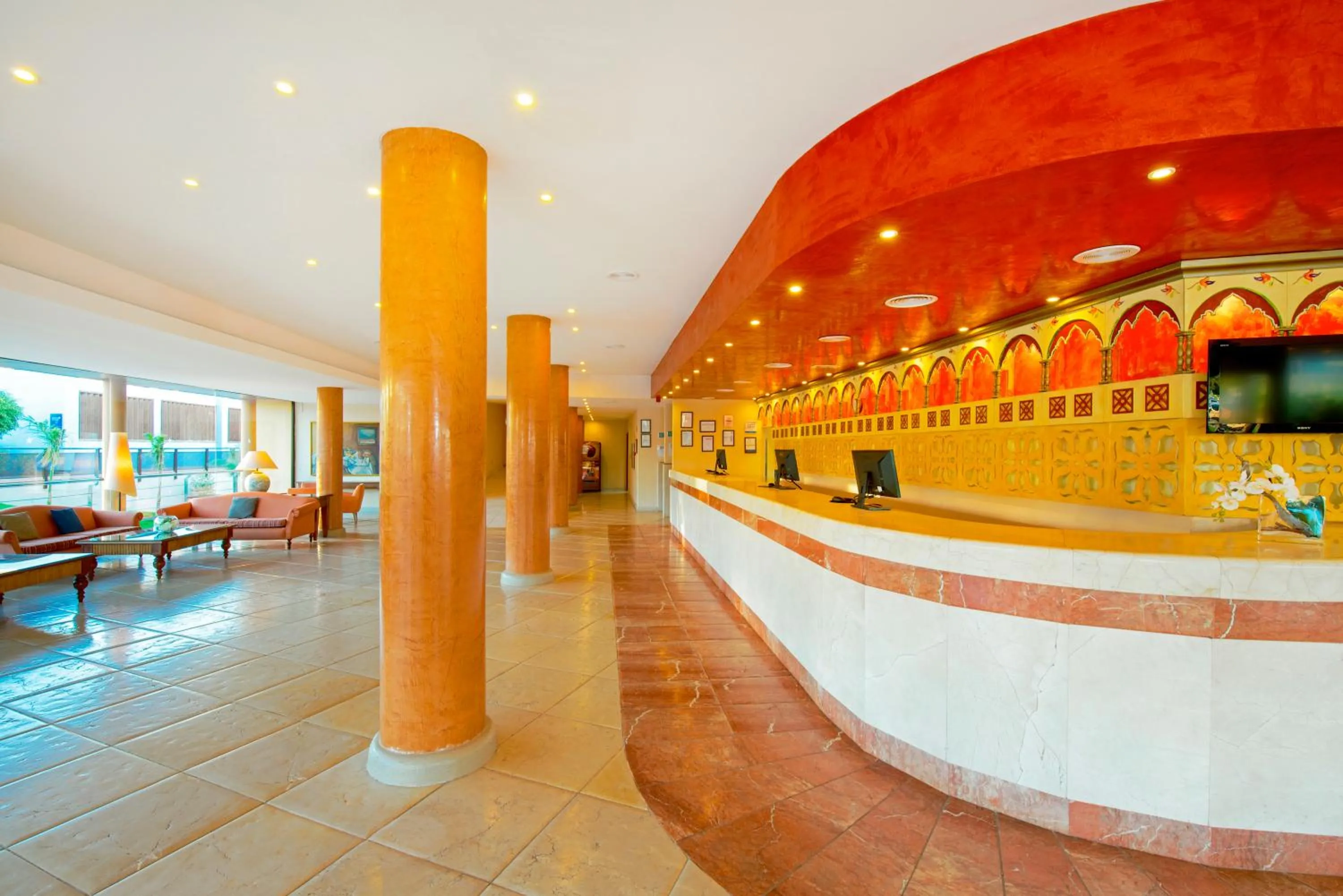 Lobby or reception in Iberostar Waves Playa Gaviotas All Inclusive