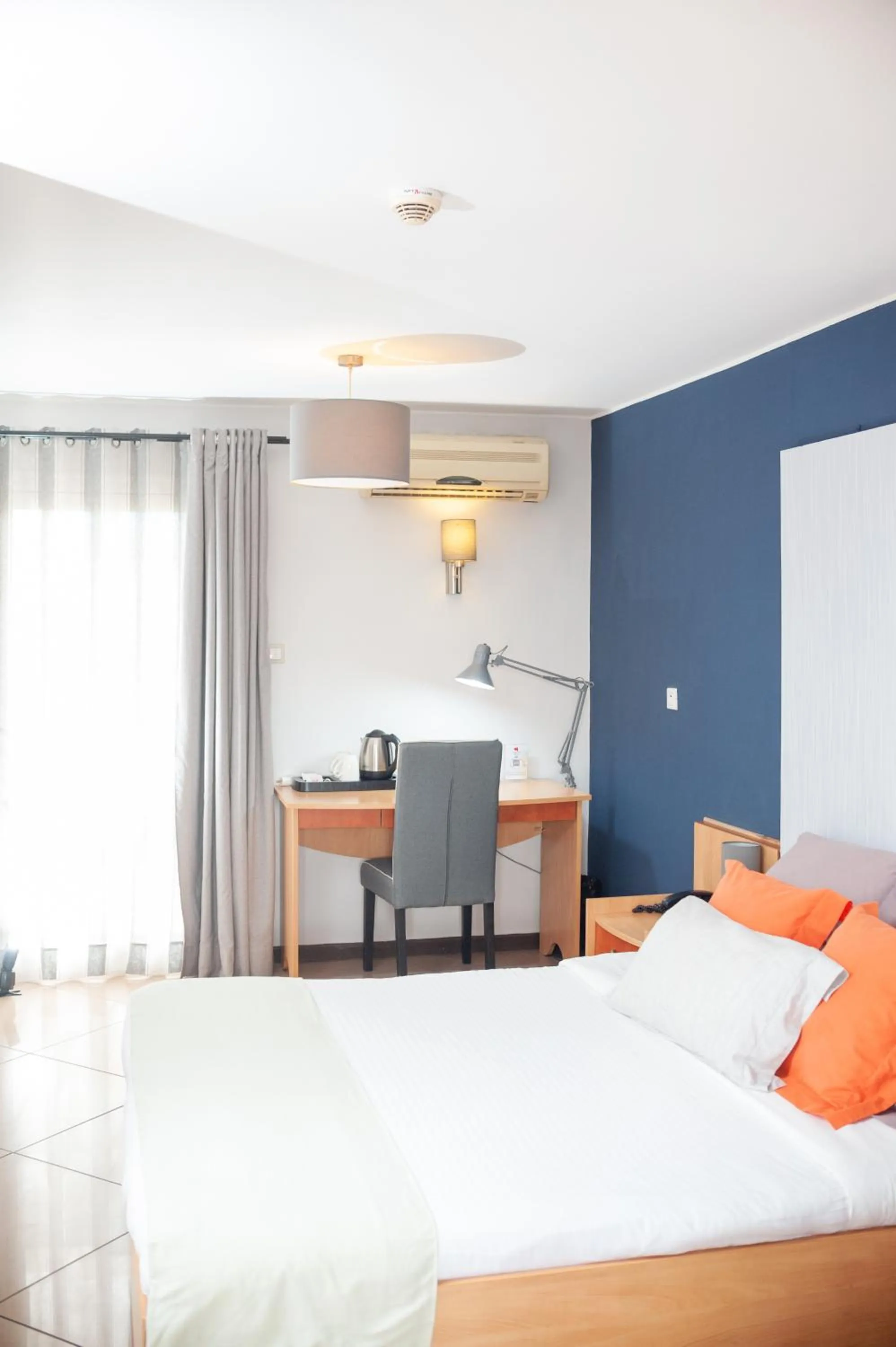 Bed in Le Grand Mellis Hôtel & Spa