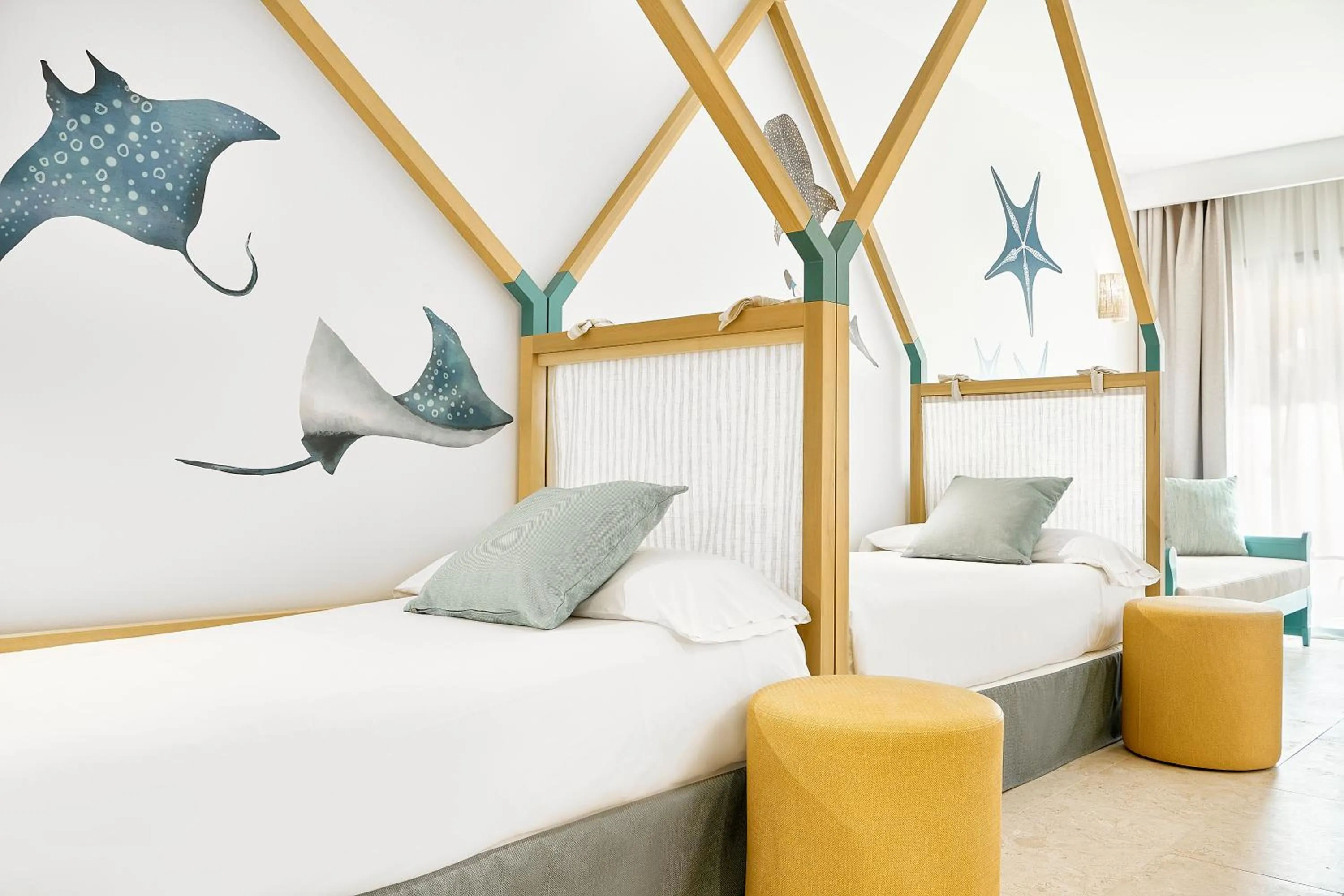 Bedroom, Bed in Iberostar Waves Gaviotas Park