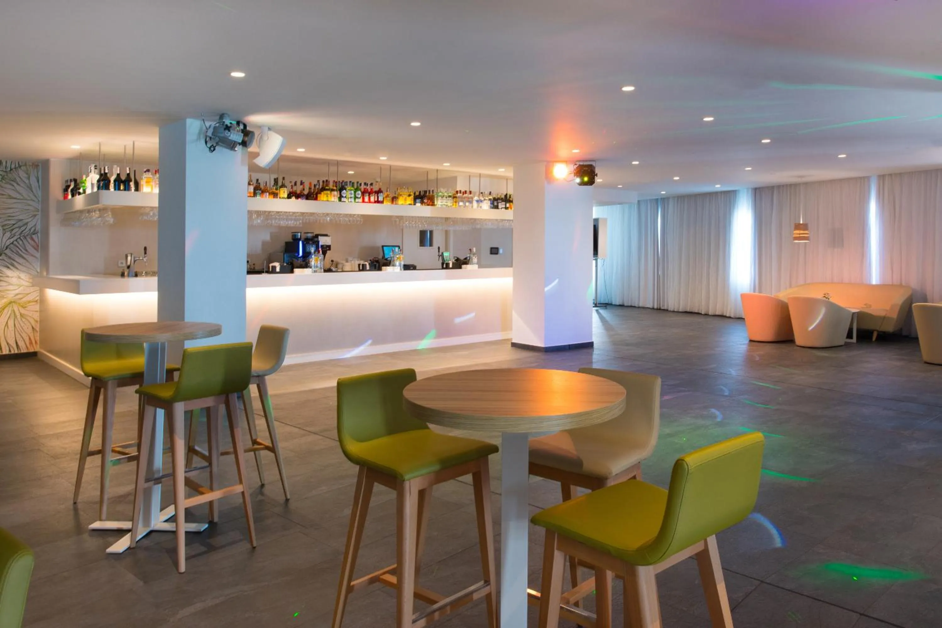 Lounge or bar in Iberostar Selection Lanzarote Park
