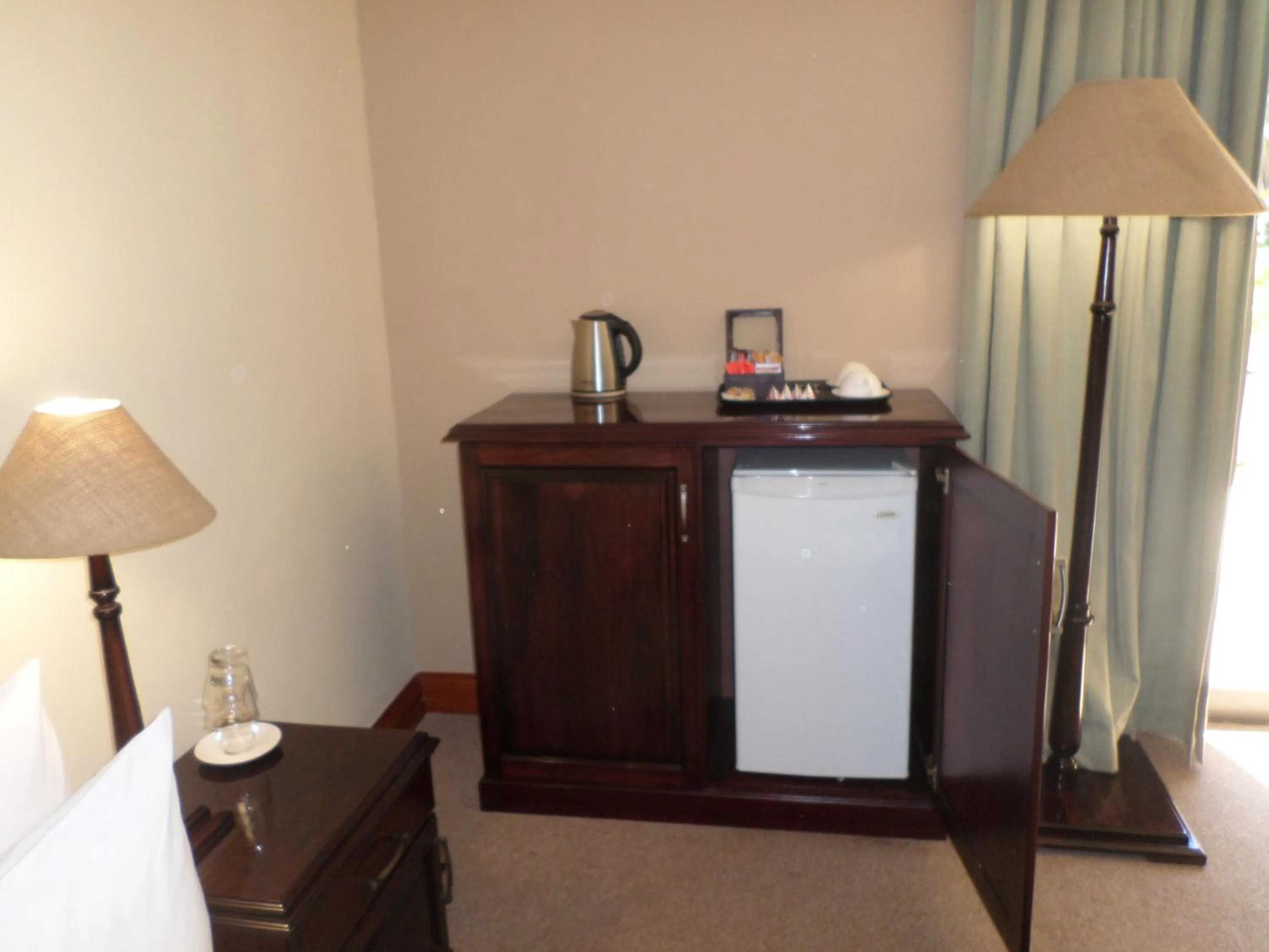 Coffee/tea facilities in The Links Guest House