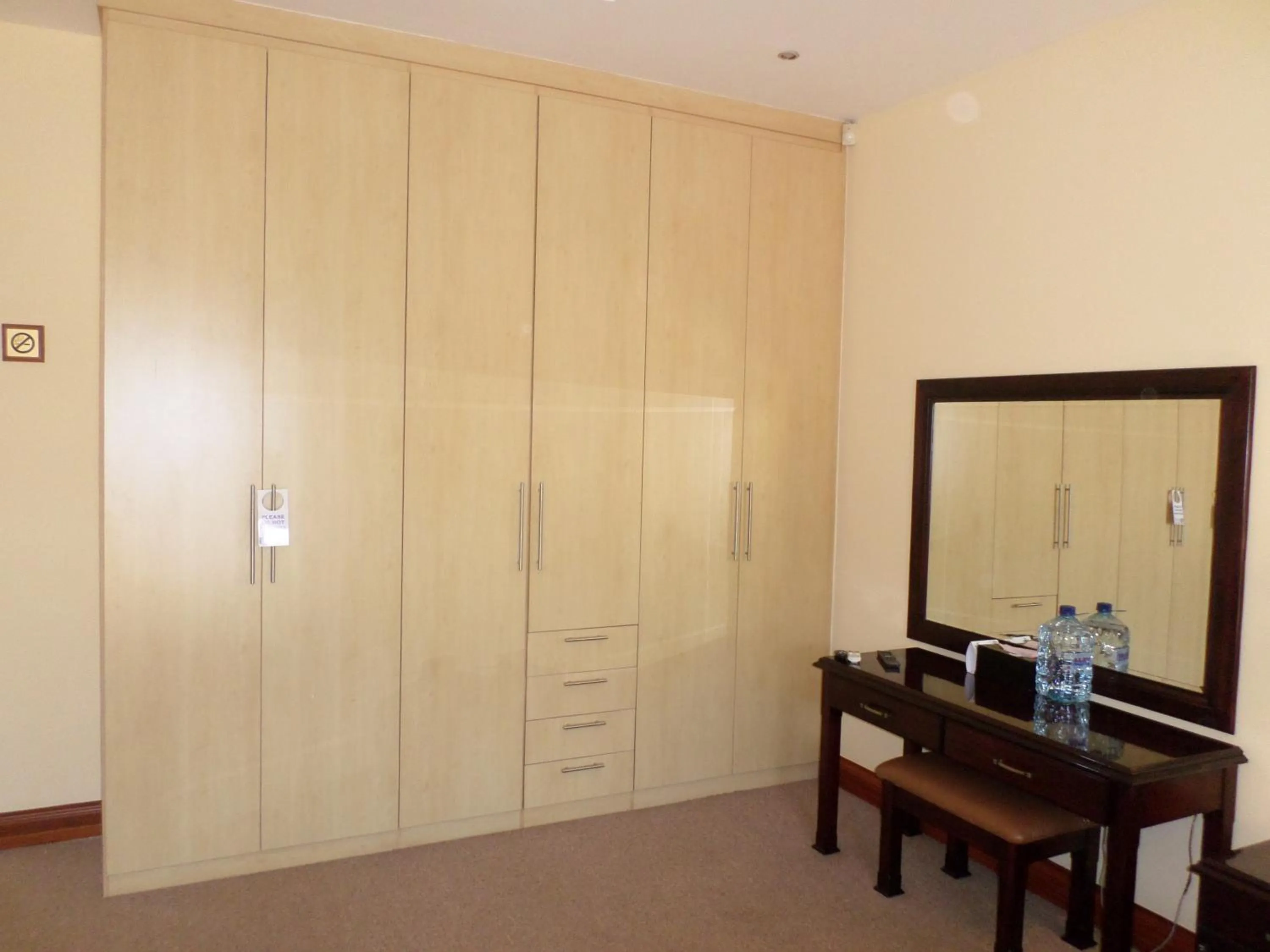 Bedroom in The Links Guest House