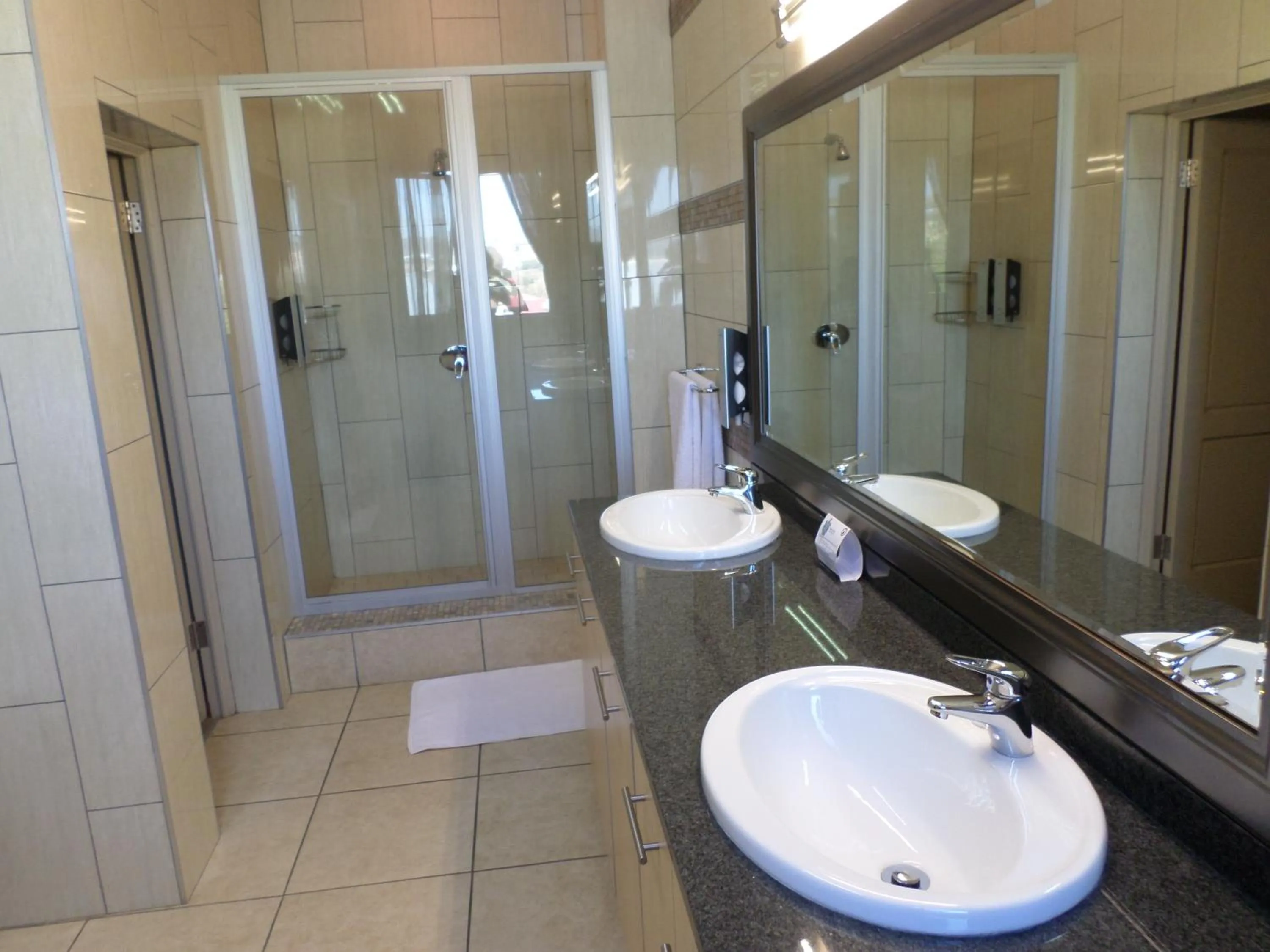 Bathroom in The Links Guest House