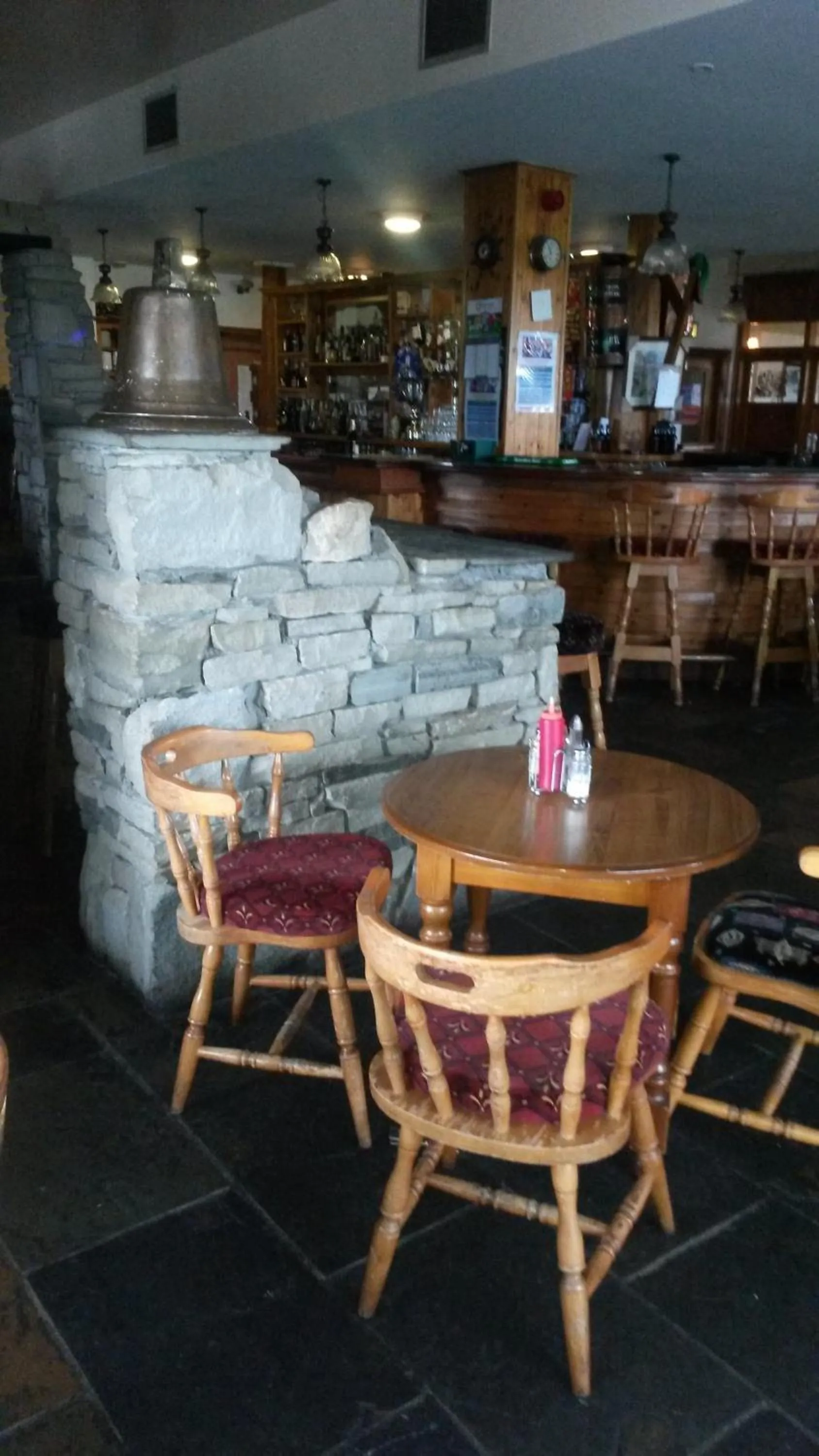 Restaurant/places to eat in Óstán Oileán Acla