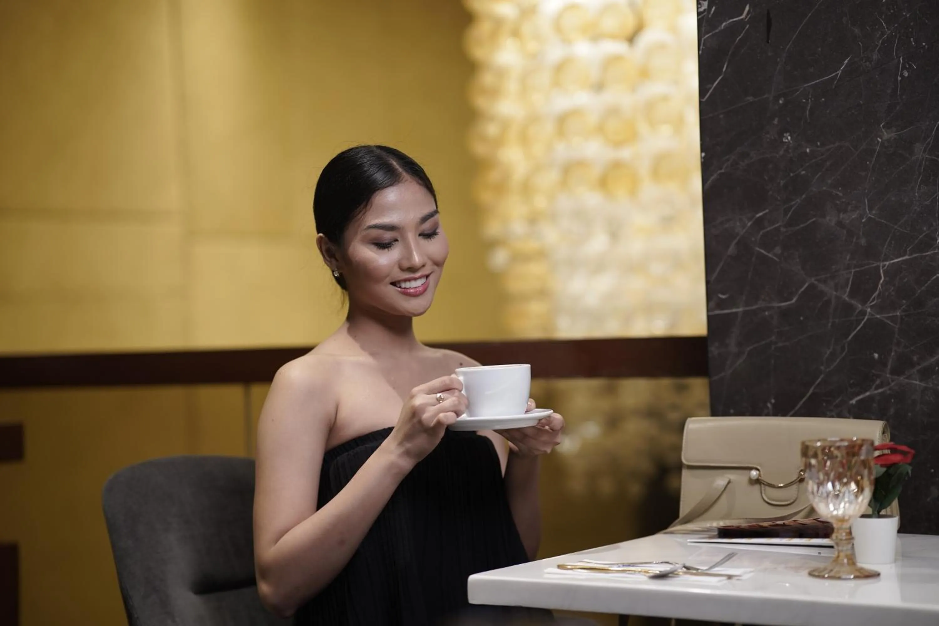 Restaurant/places to eat in Villa Isabel Hotel