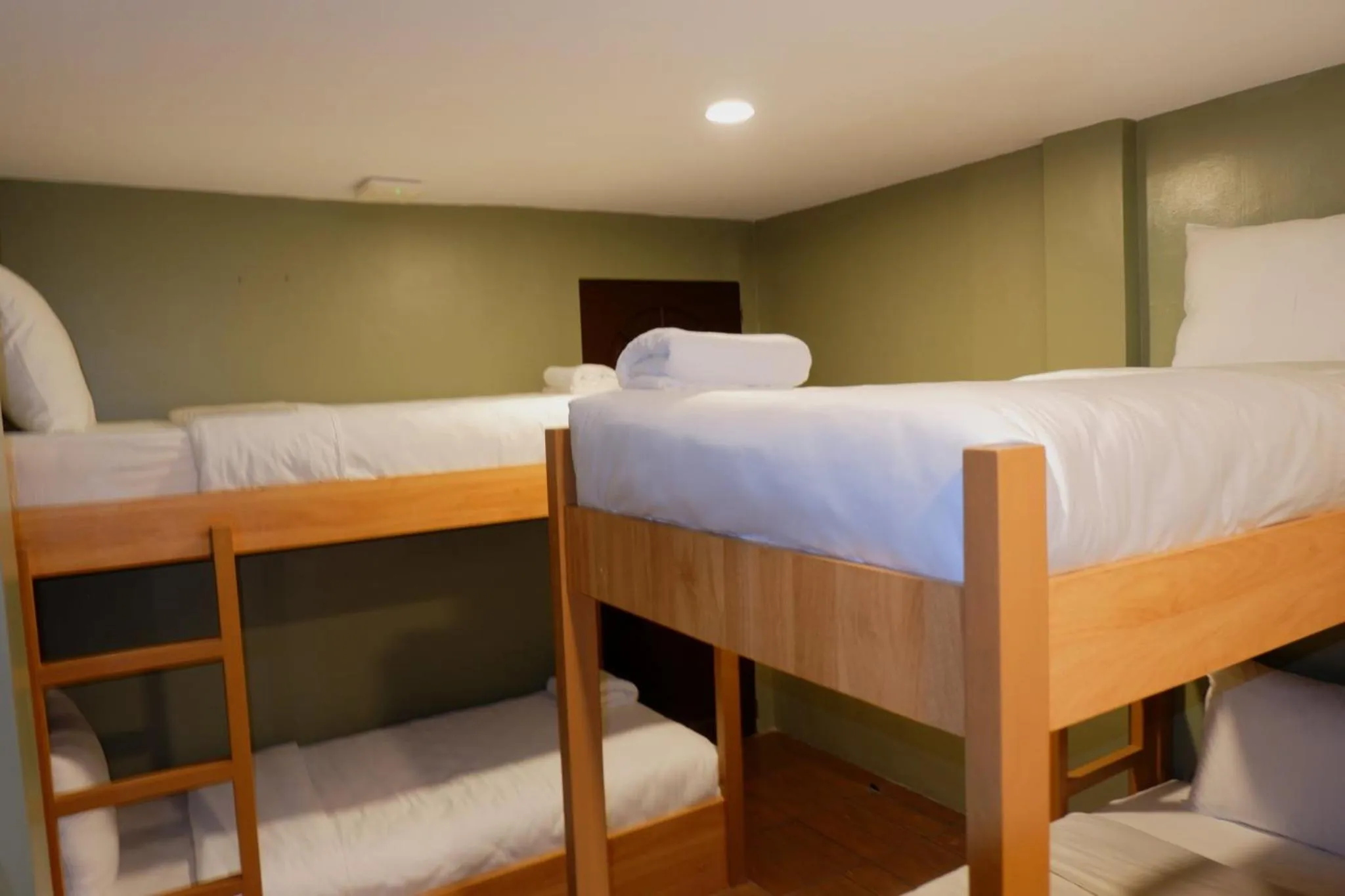 Bed in Villa Isabel Hotel