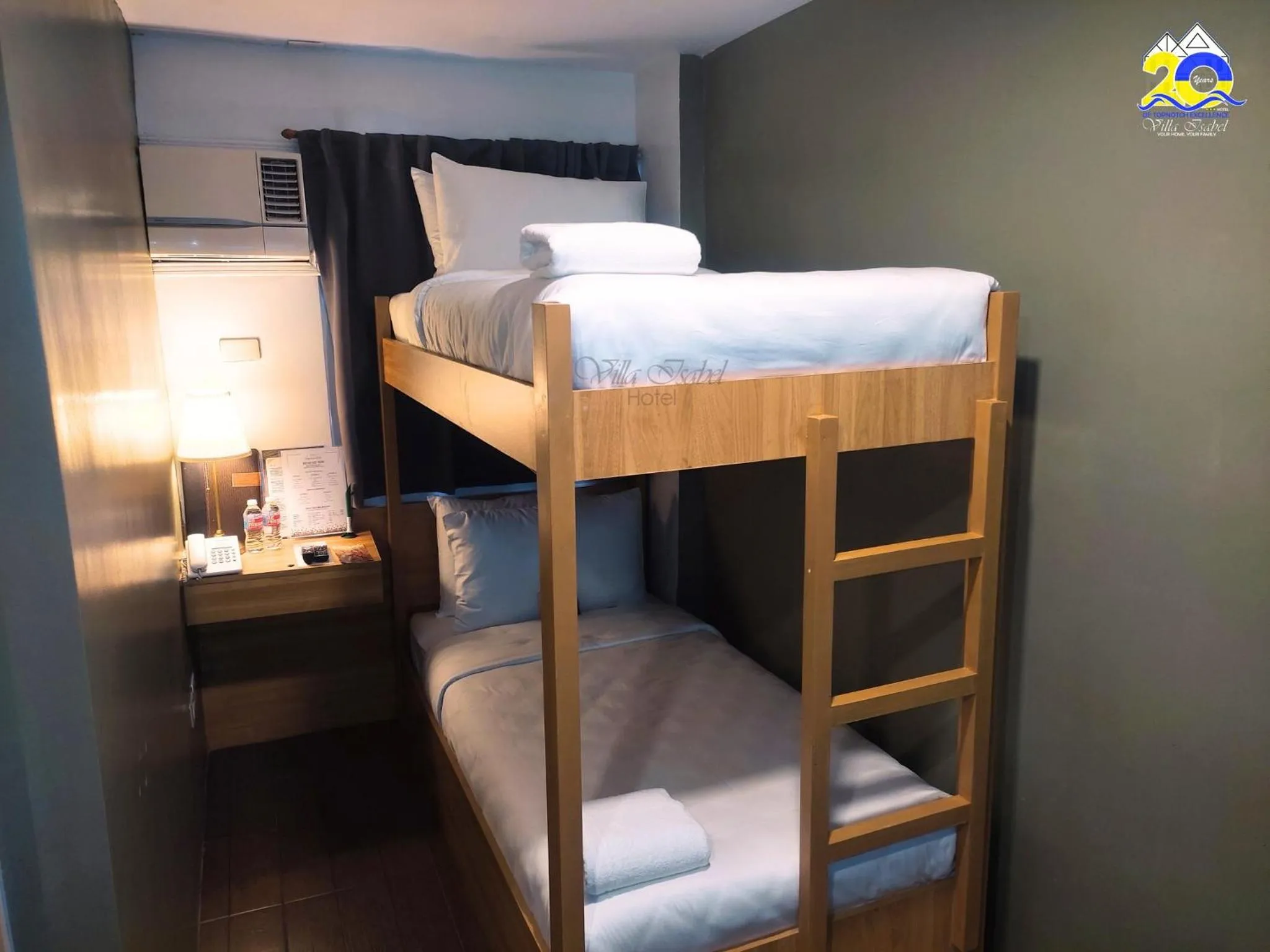 Bed in Villa Isabel Hotel