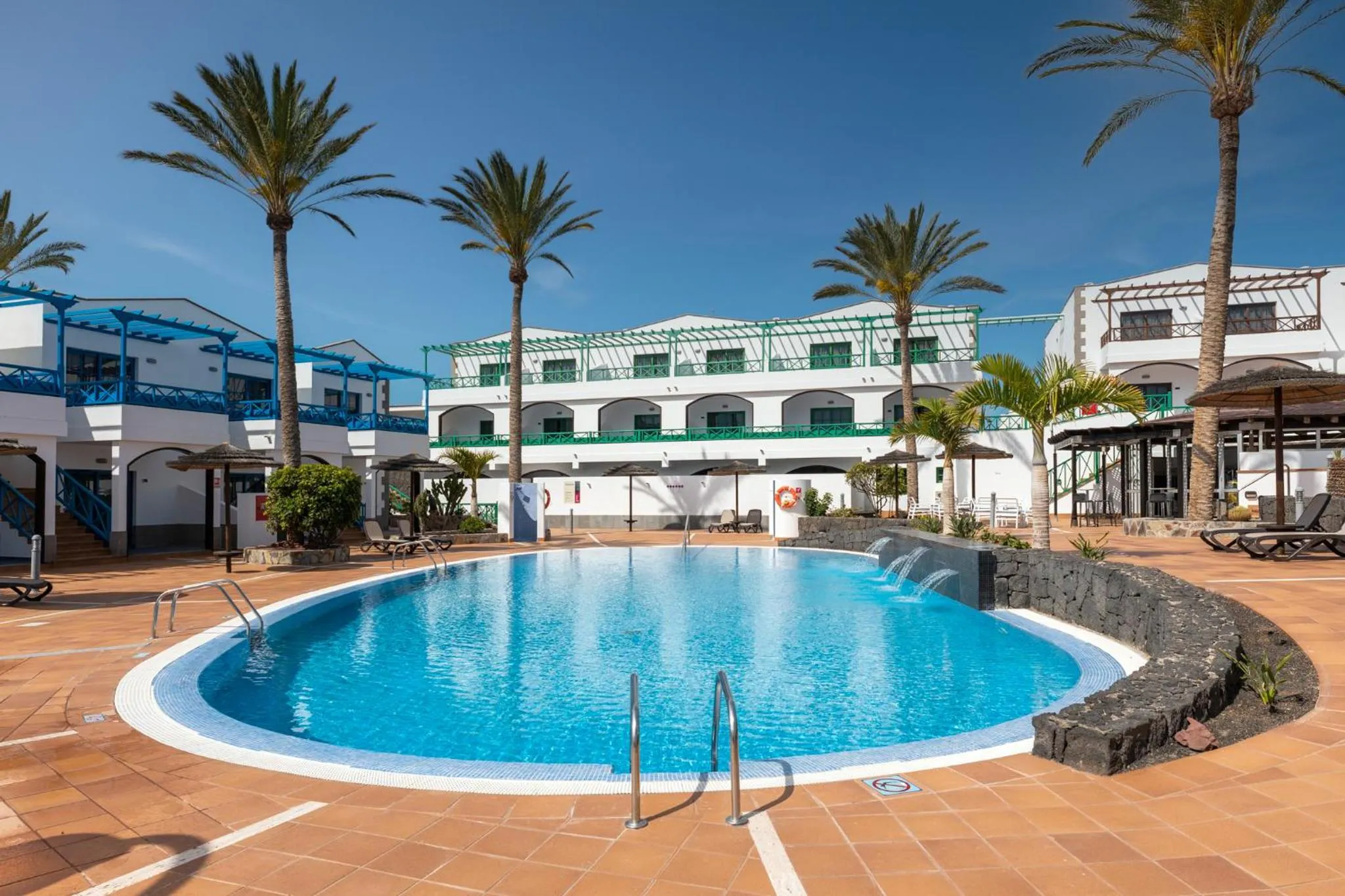Pool view in Hotel Mirador Papagayo by LIVVO