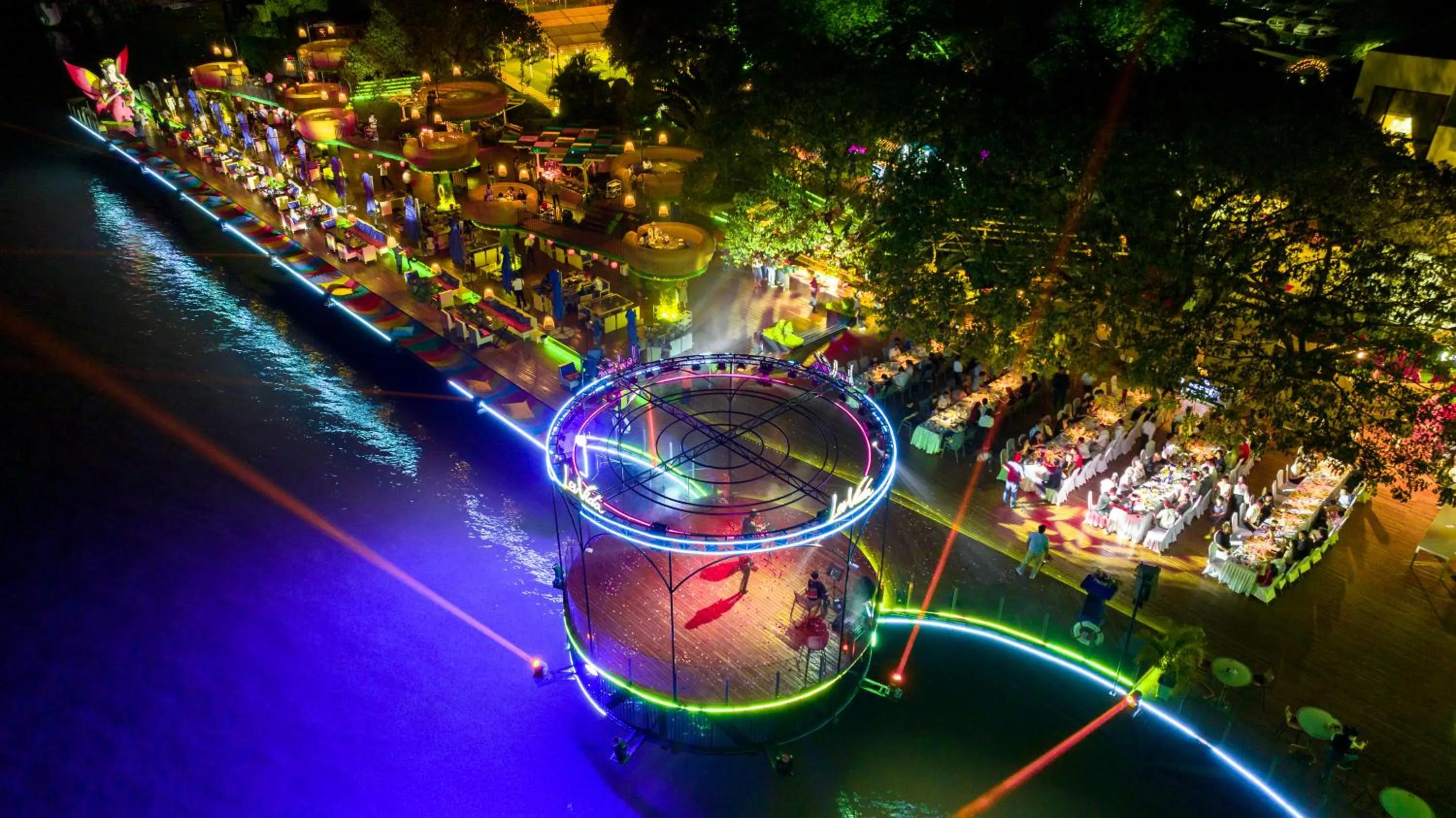 Night in Merton Holiday Inn