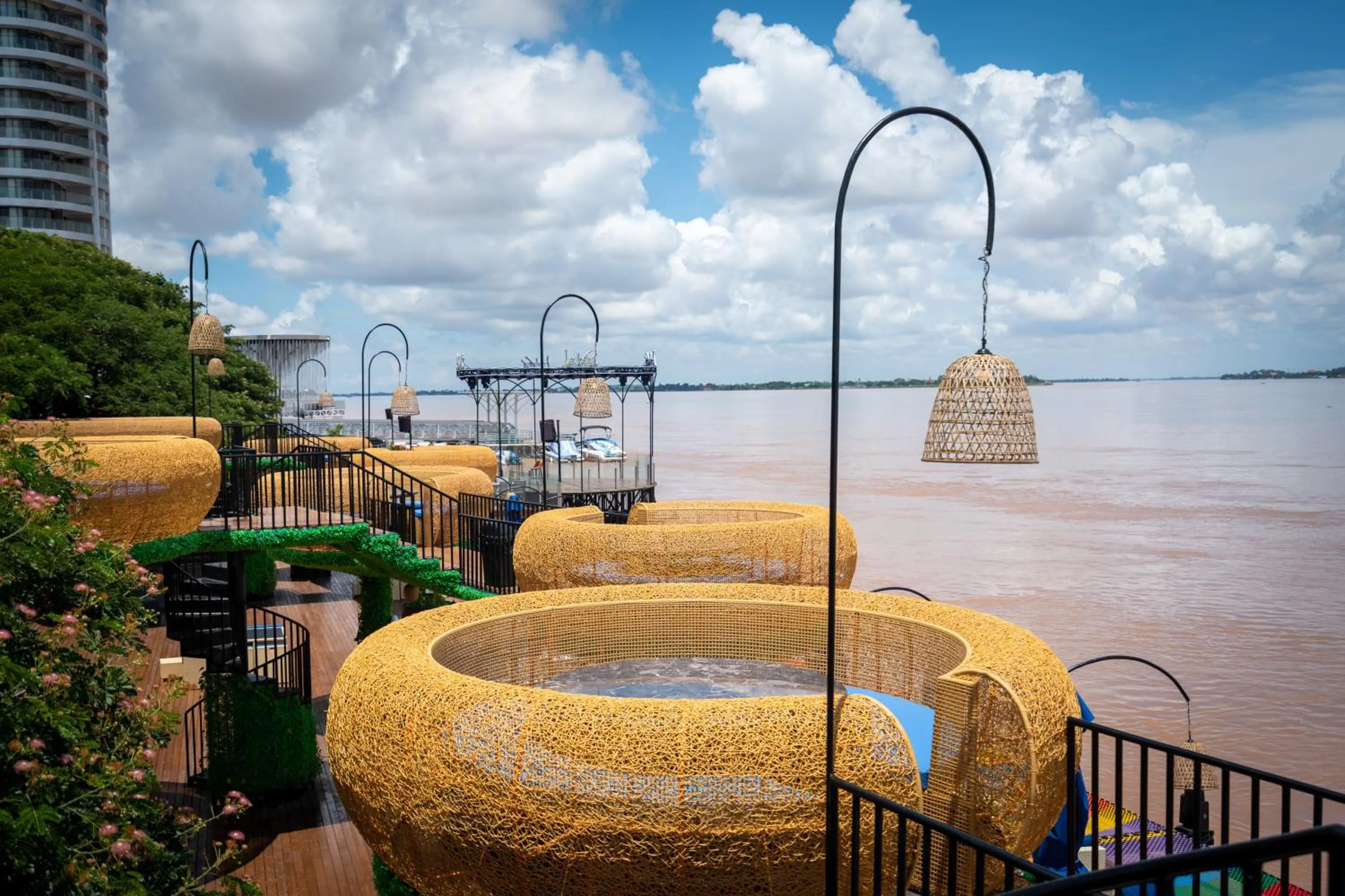 Natural landscape in Merton Holiday Inn
